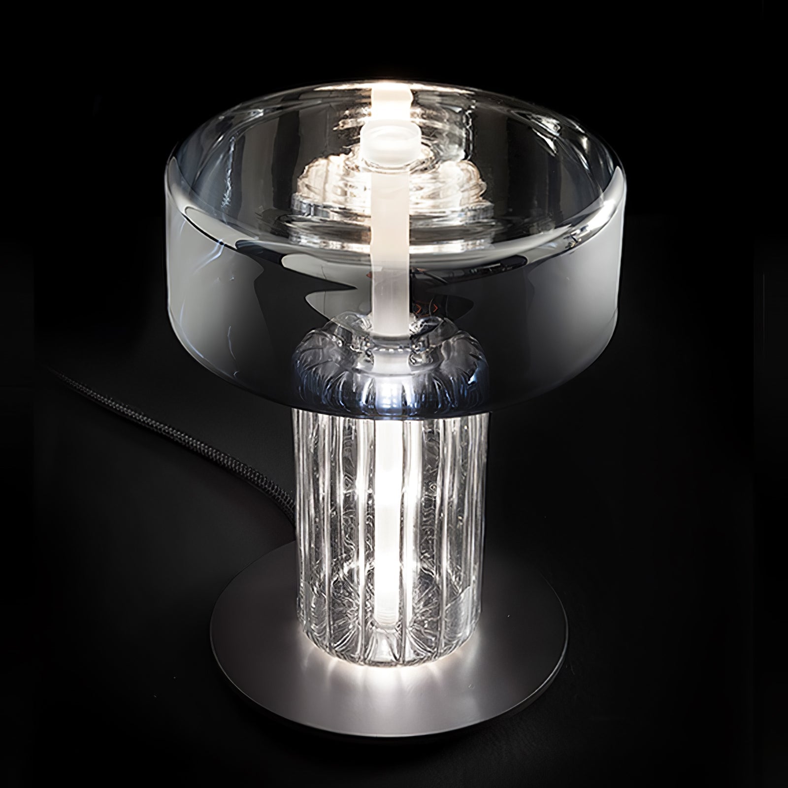 Repanuzi Table Lamp