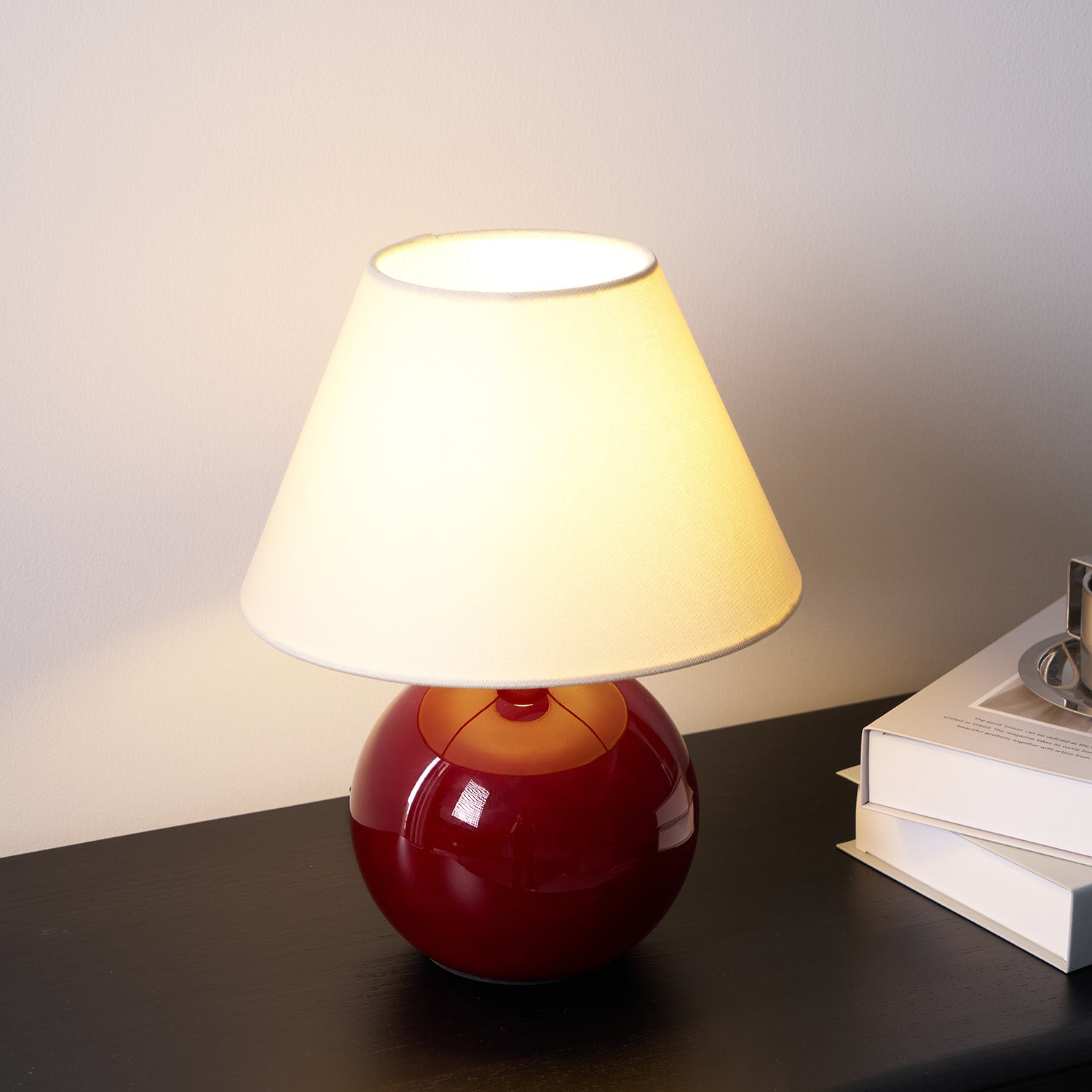 Qivana Table Lamp