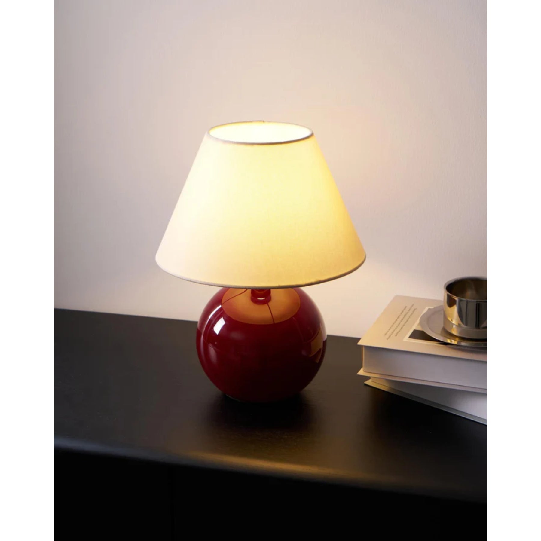 Qivana Table Lamp