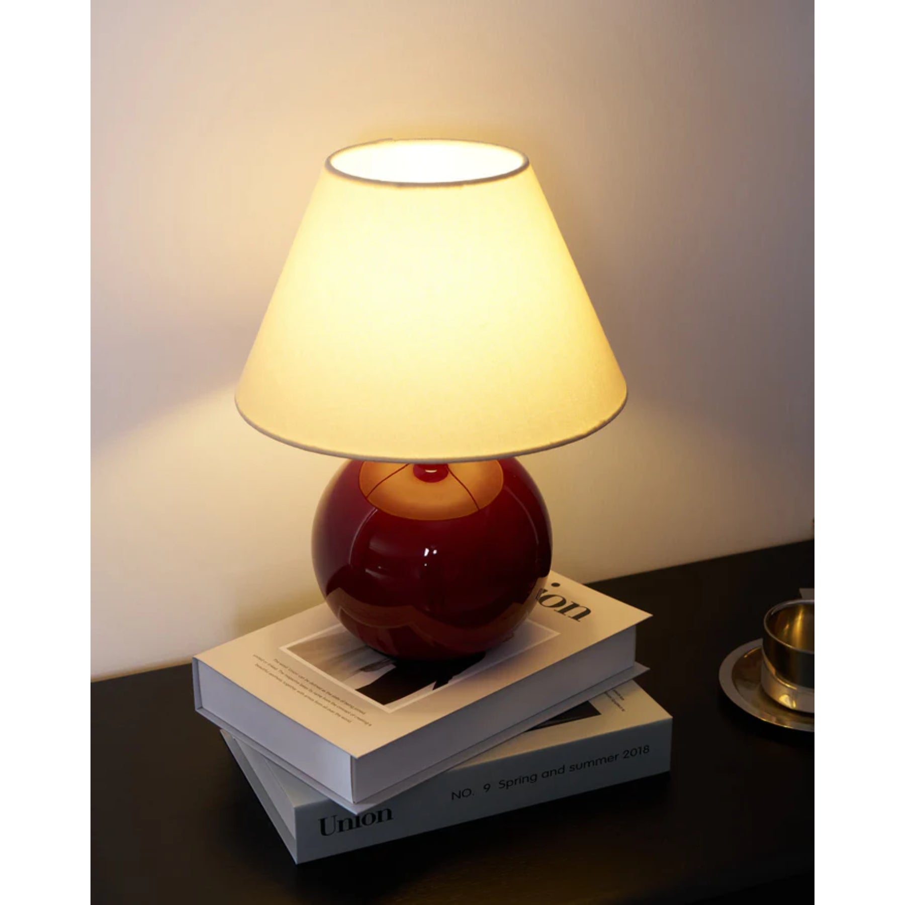 Qivana Table Lamp