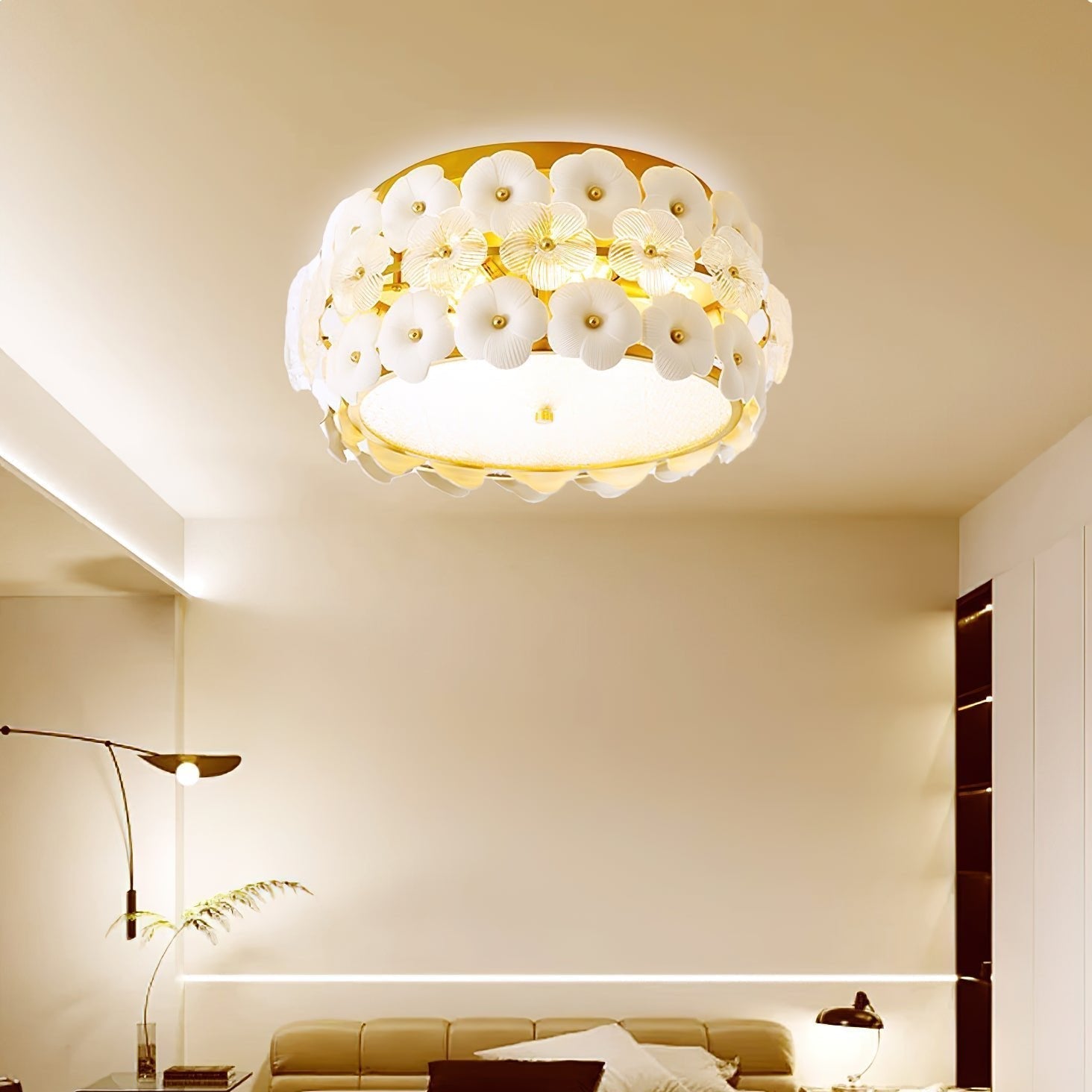 Regi Flower Ceiling Light