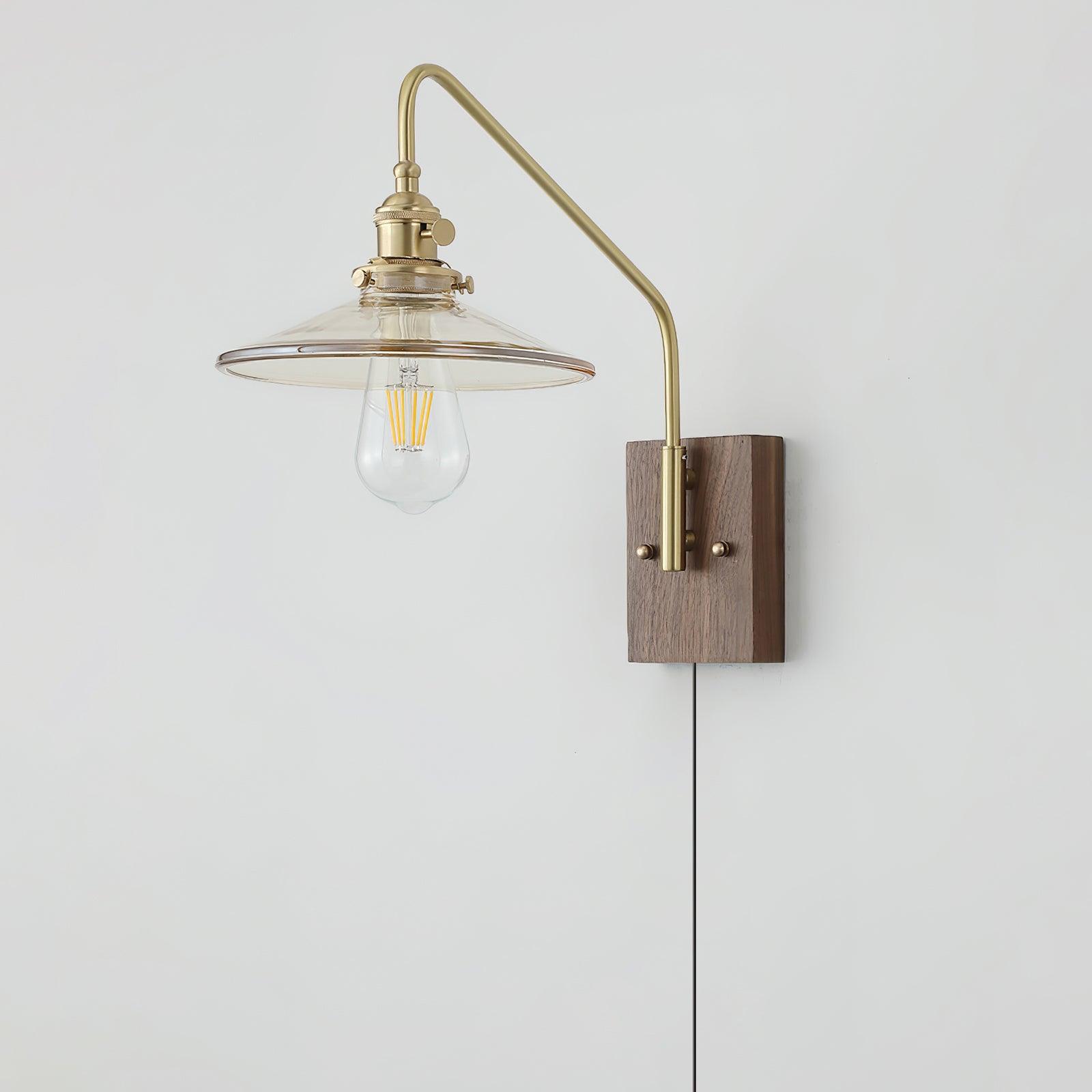 Leskey Wall Light