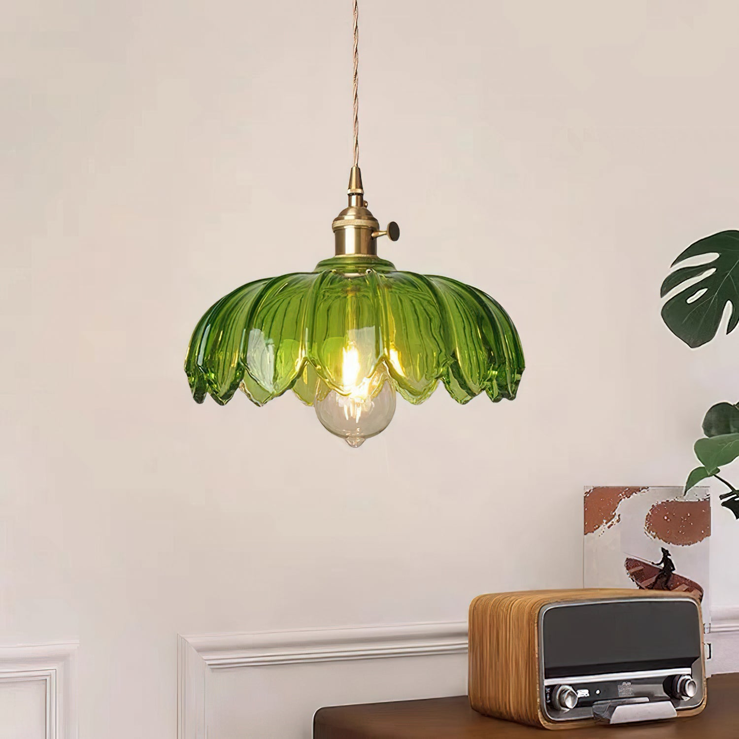 Morras Petal Pendant Light