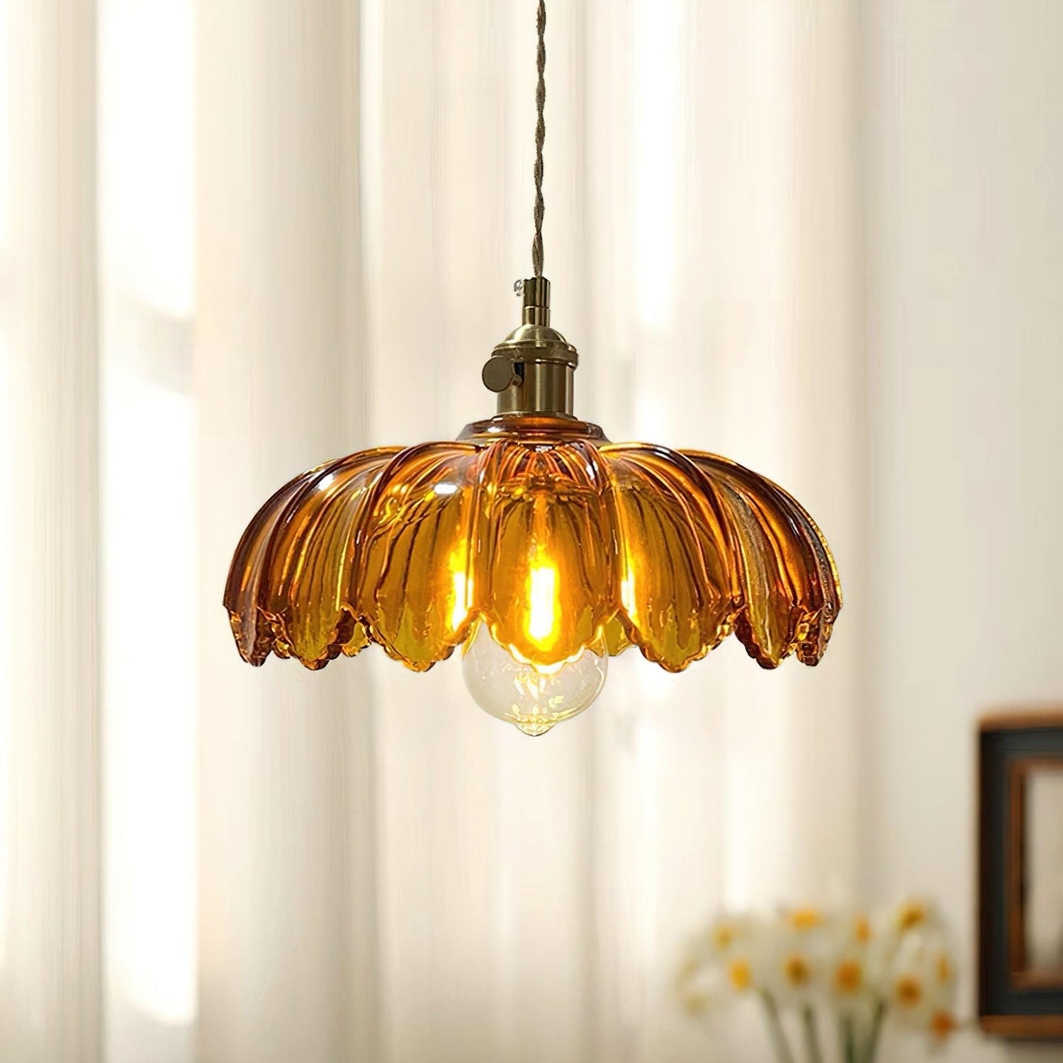 Morras Petal Pendant Light