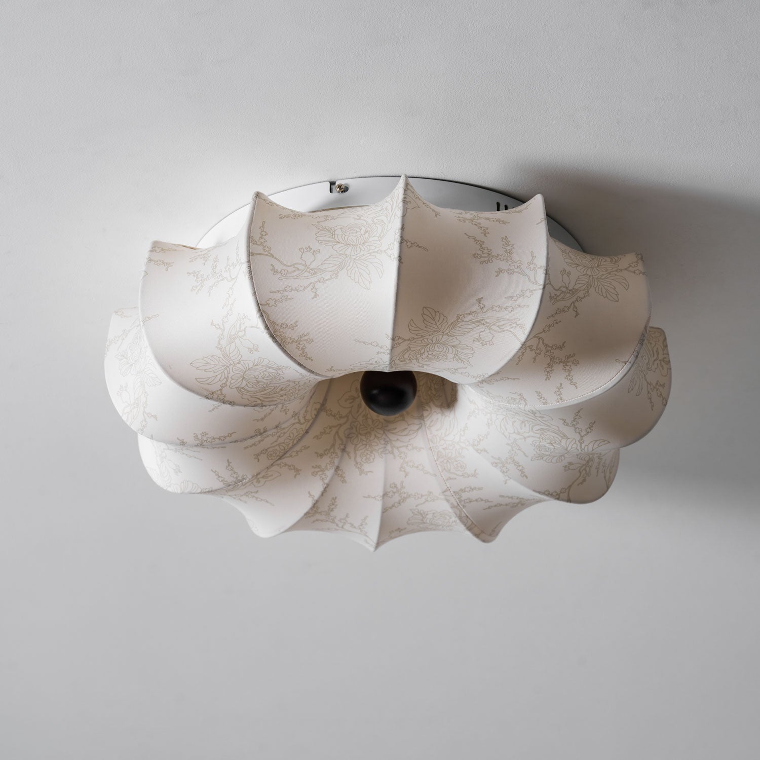 Kyneler Ceiling Light