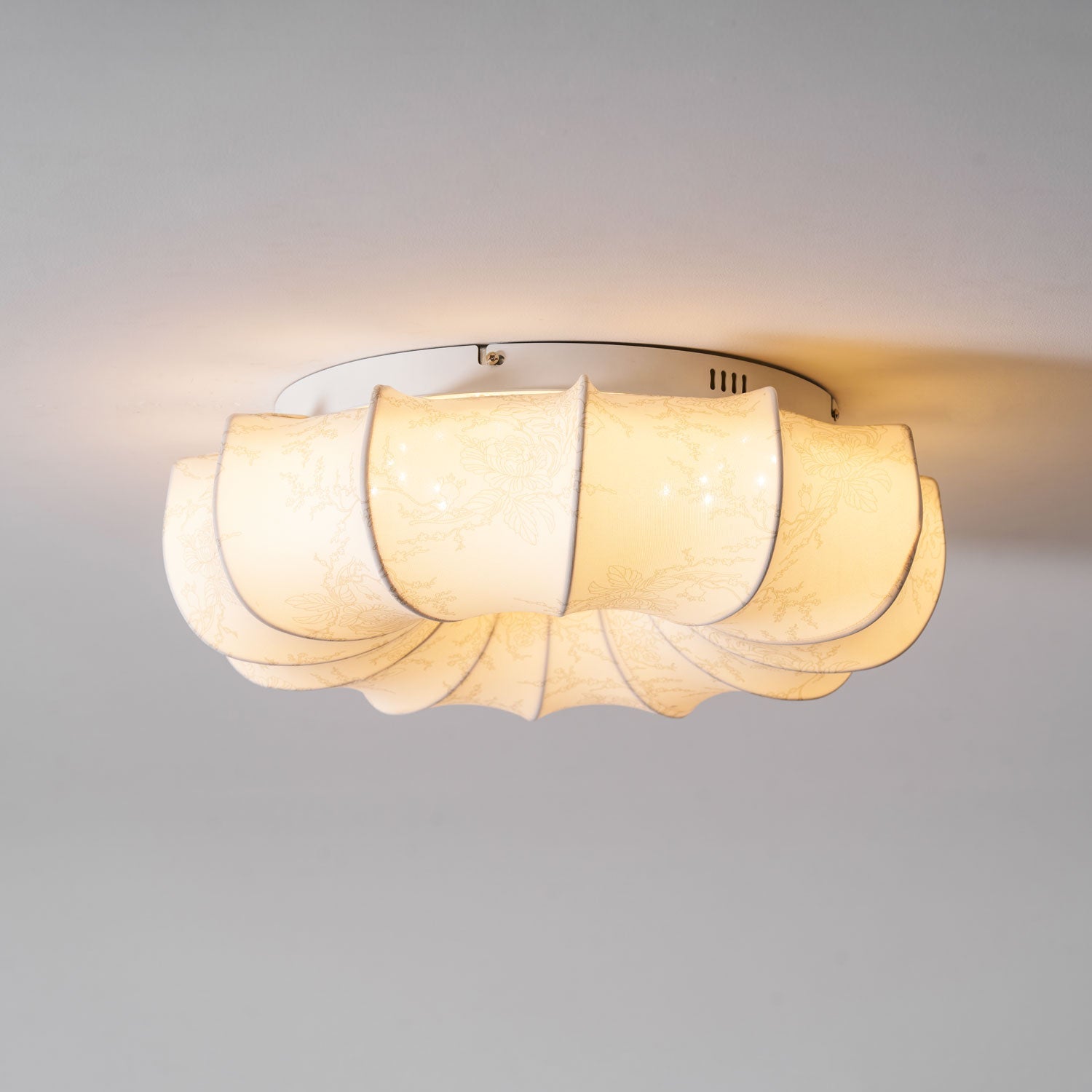 Kyneler Ceiling Light