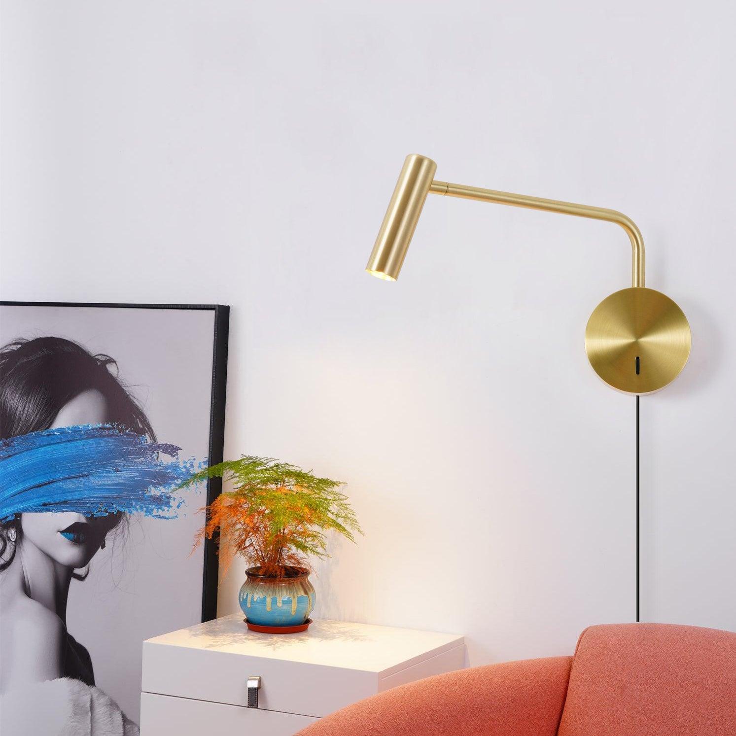 Zenavo Wall Light