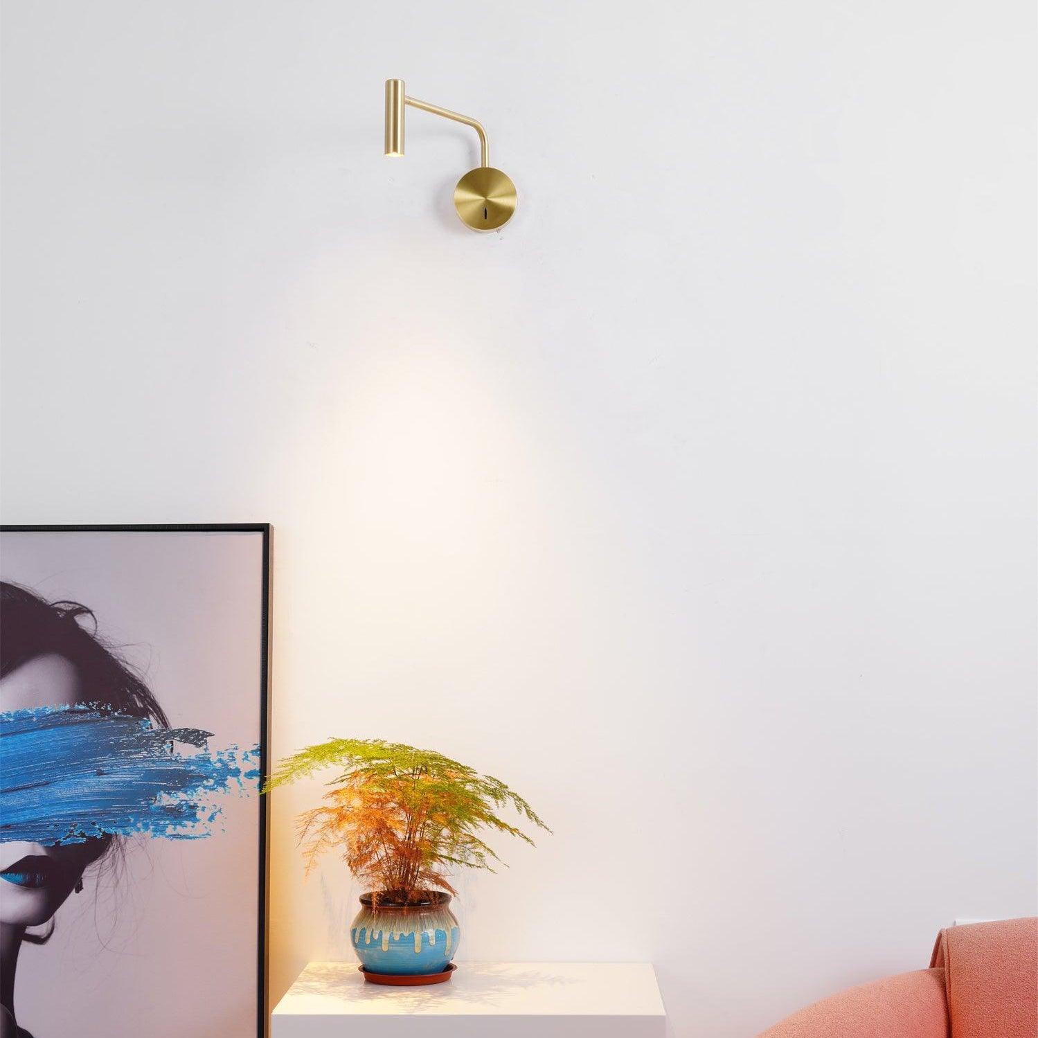 Zenavo Wall Light