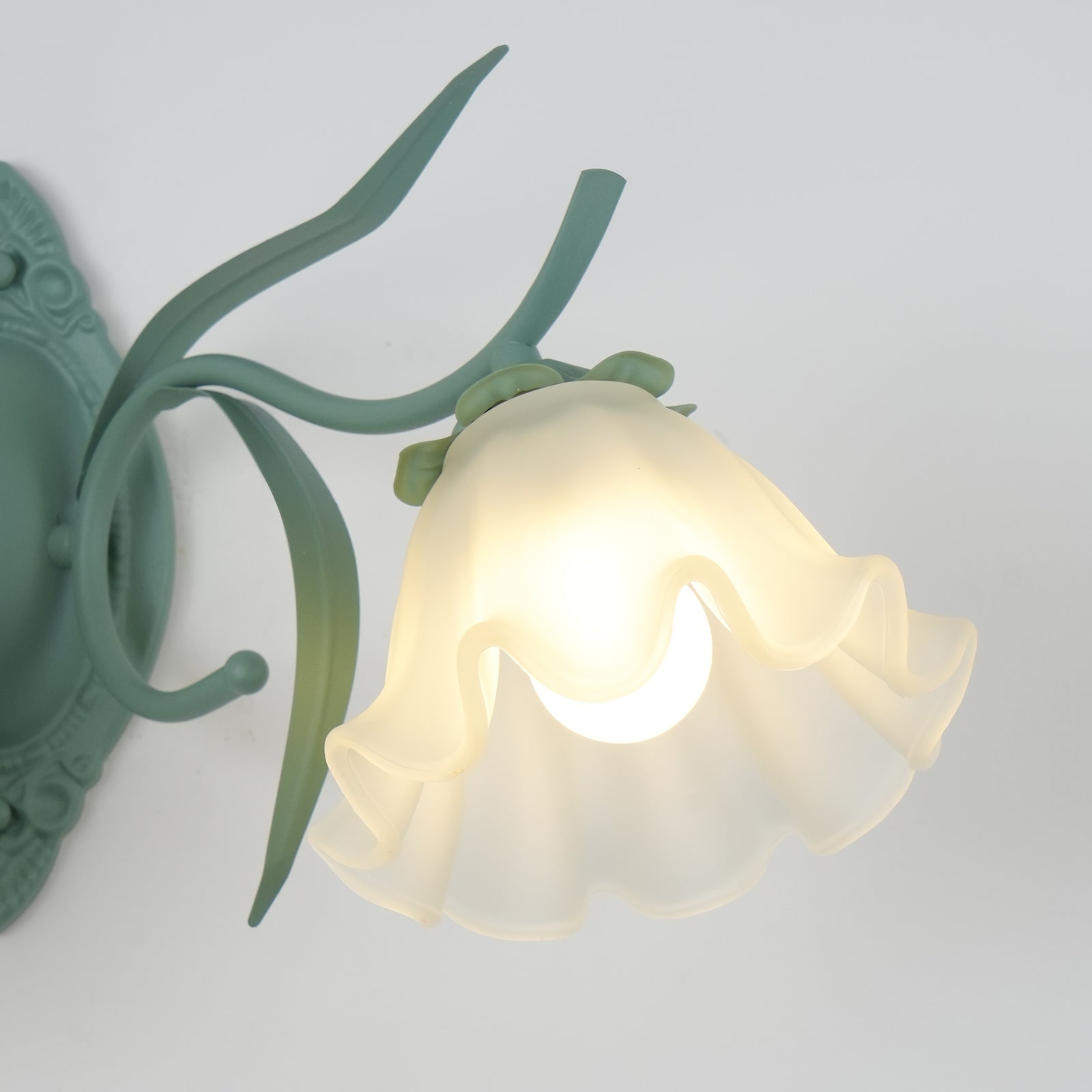 Bryzon Wall Light