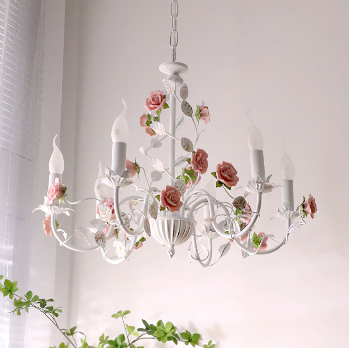 Jorar Vintage Chandelier