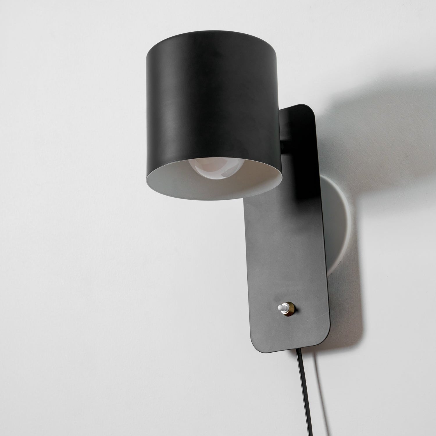 Lome Rotatable Wall Light