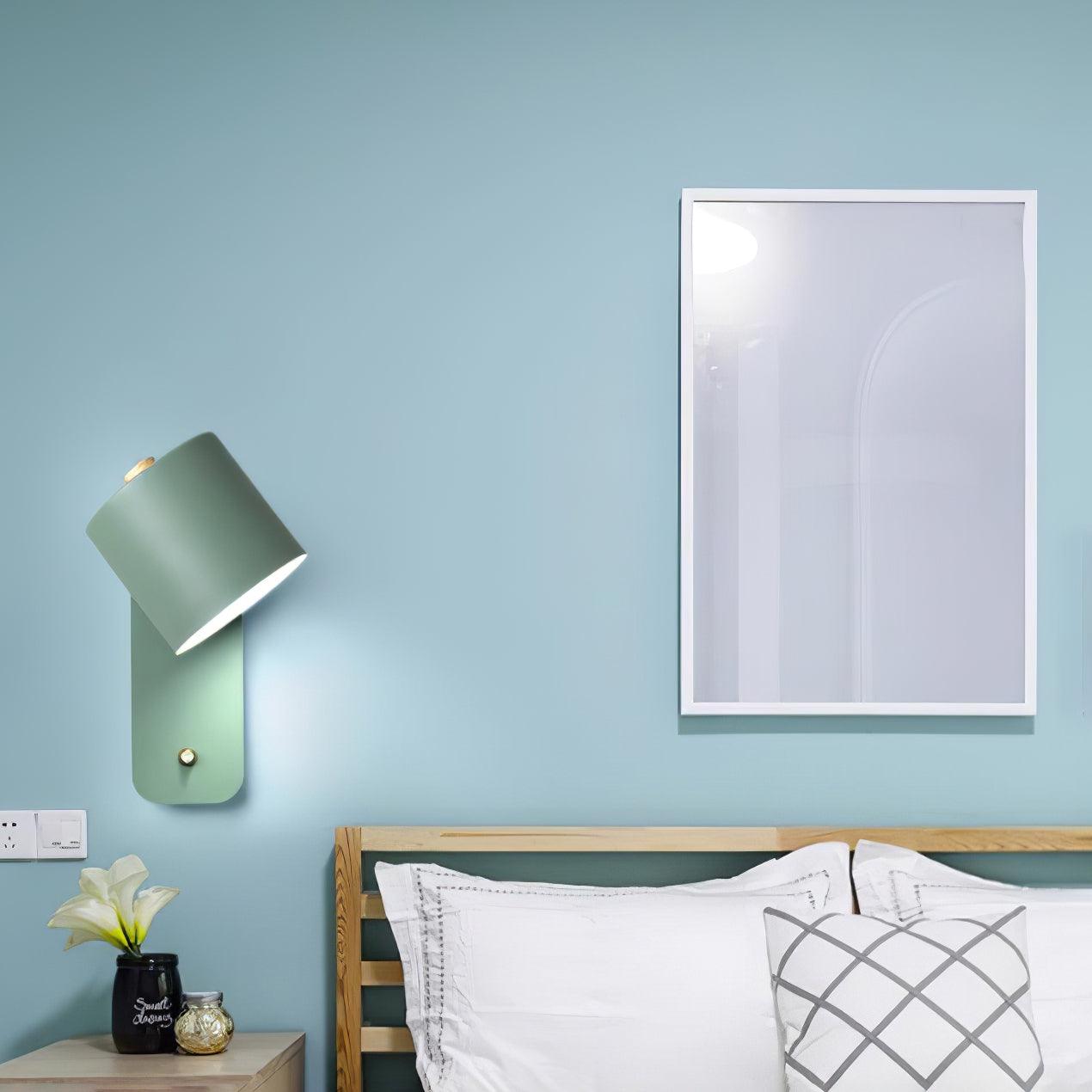 Klusy Rotatable Wall Light