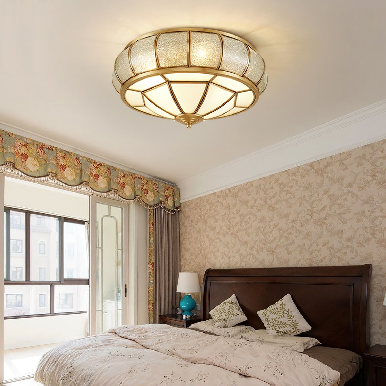 Komolin Ceiling Light