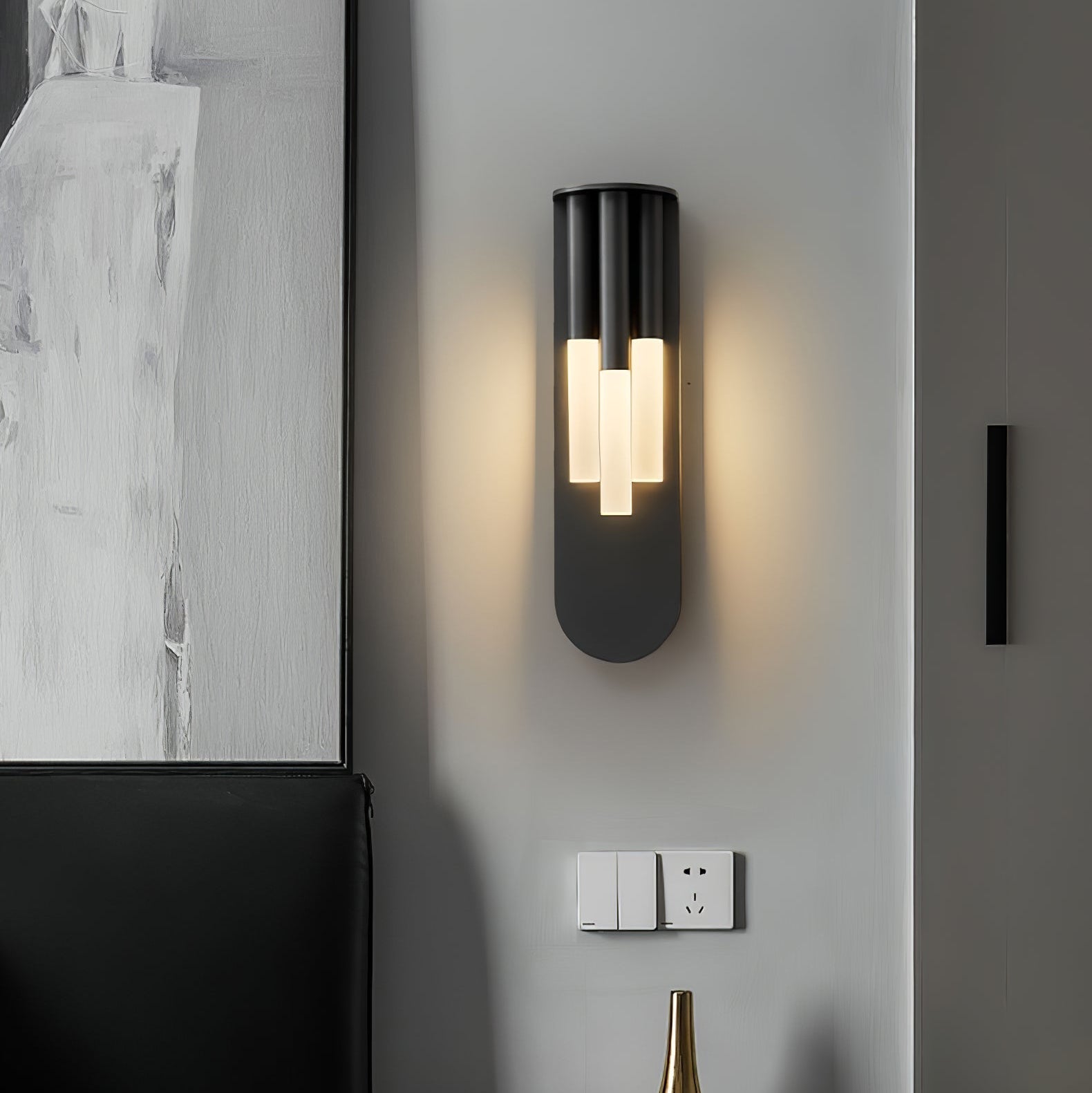 Rossan Wall Light
