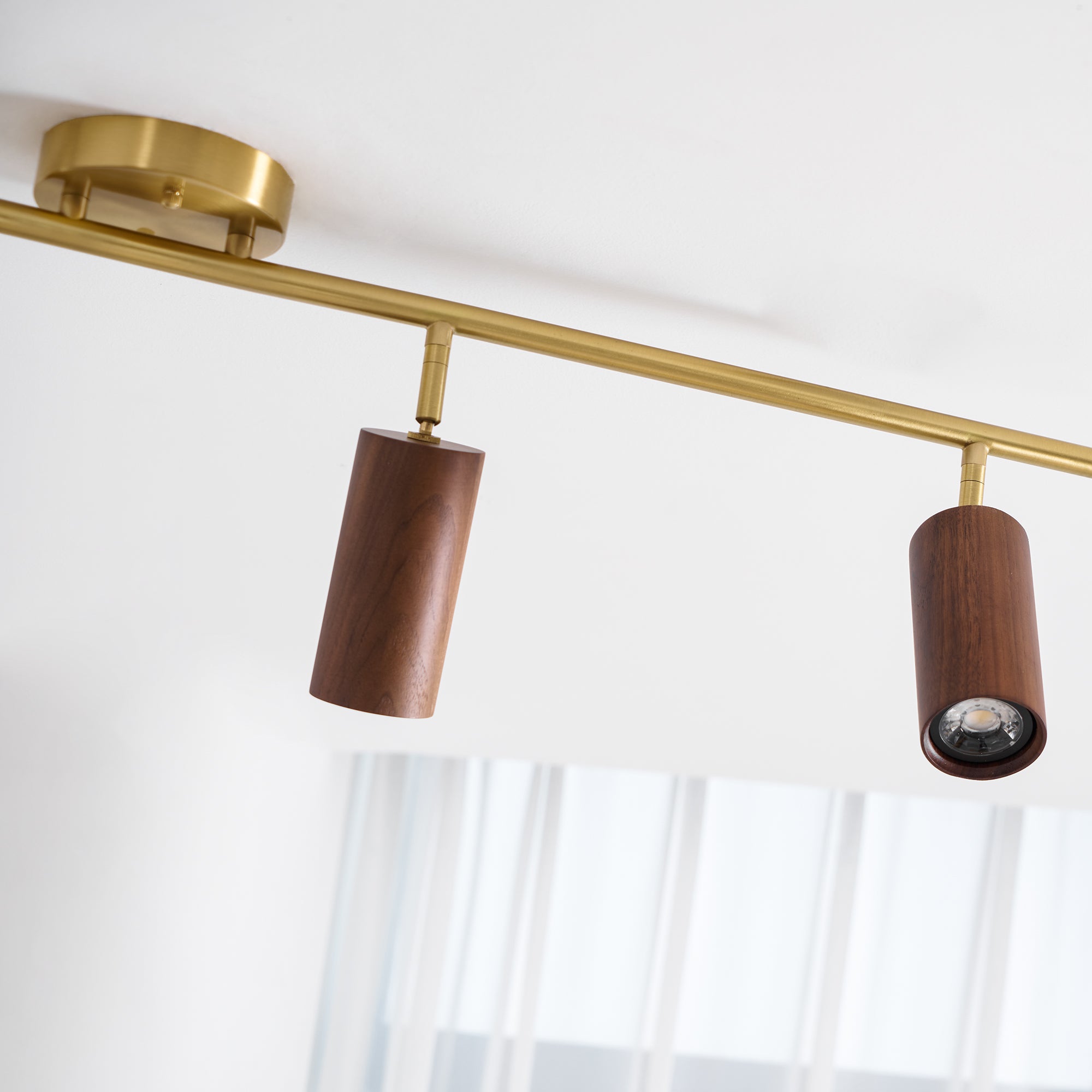 Romezan Ceiling Light