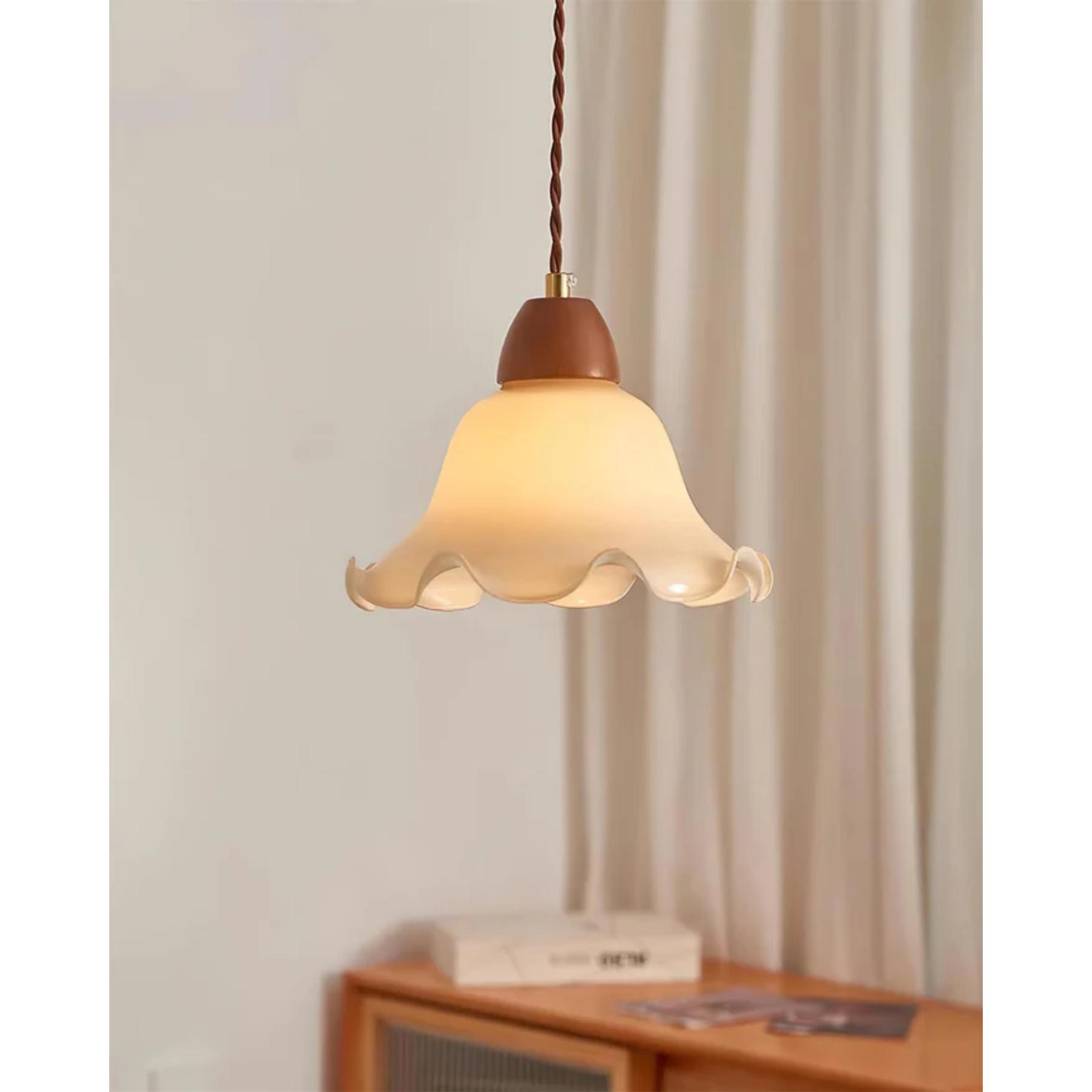 Reson Flower Pendant Light