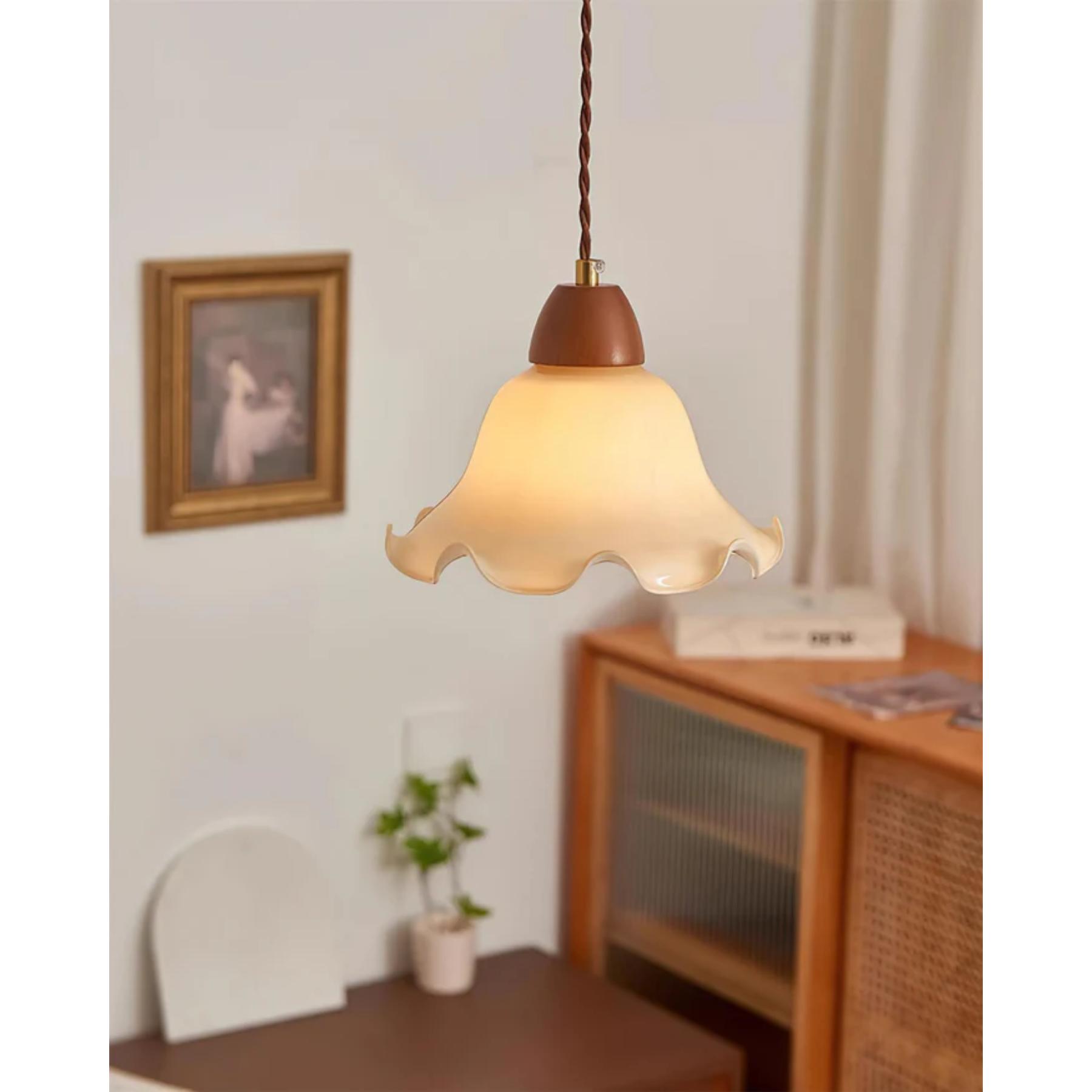 Reson Flower Pendant Light