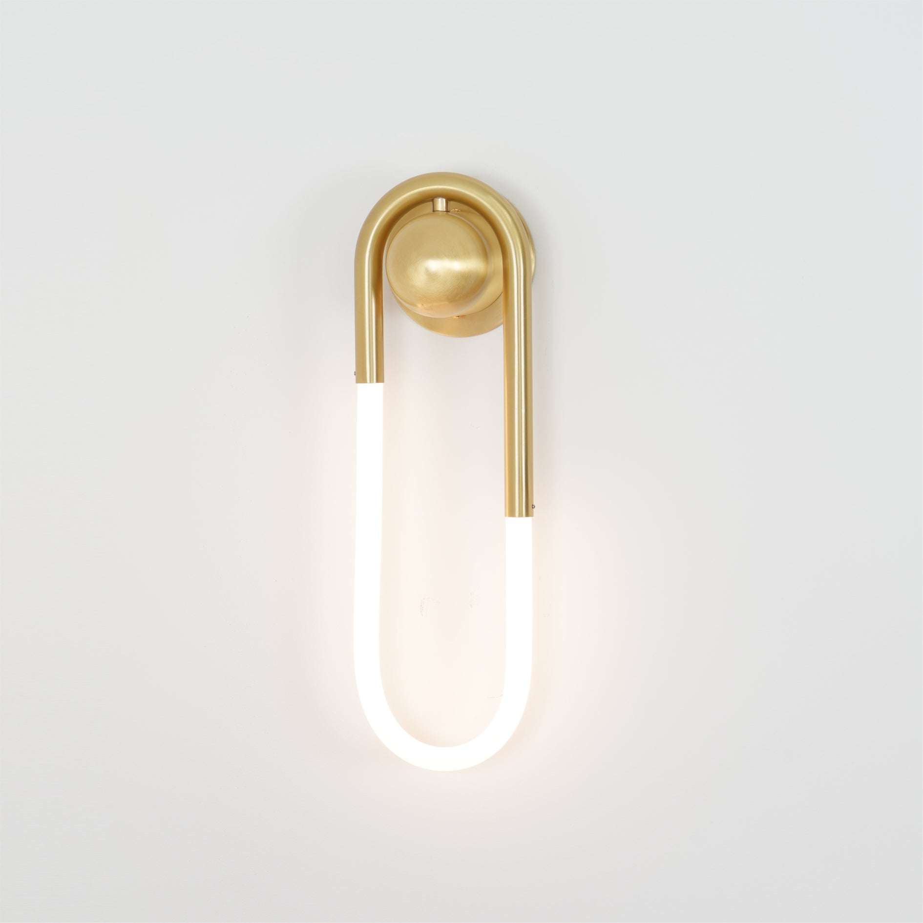 Paxanro Loop Wall Light