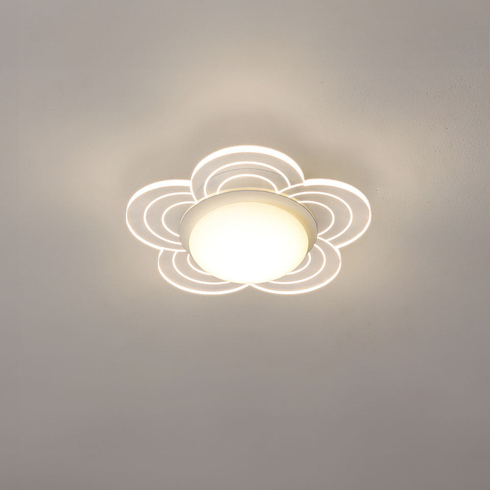 Bolovon Ceiling Light