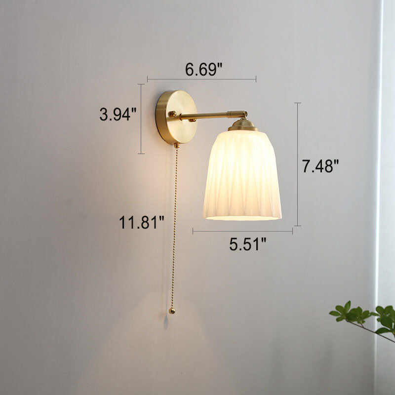 Arioris Fluted Wall Light
