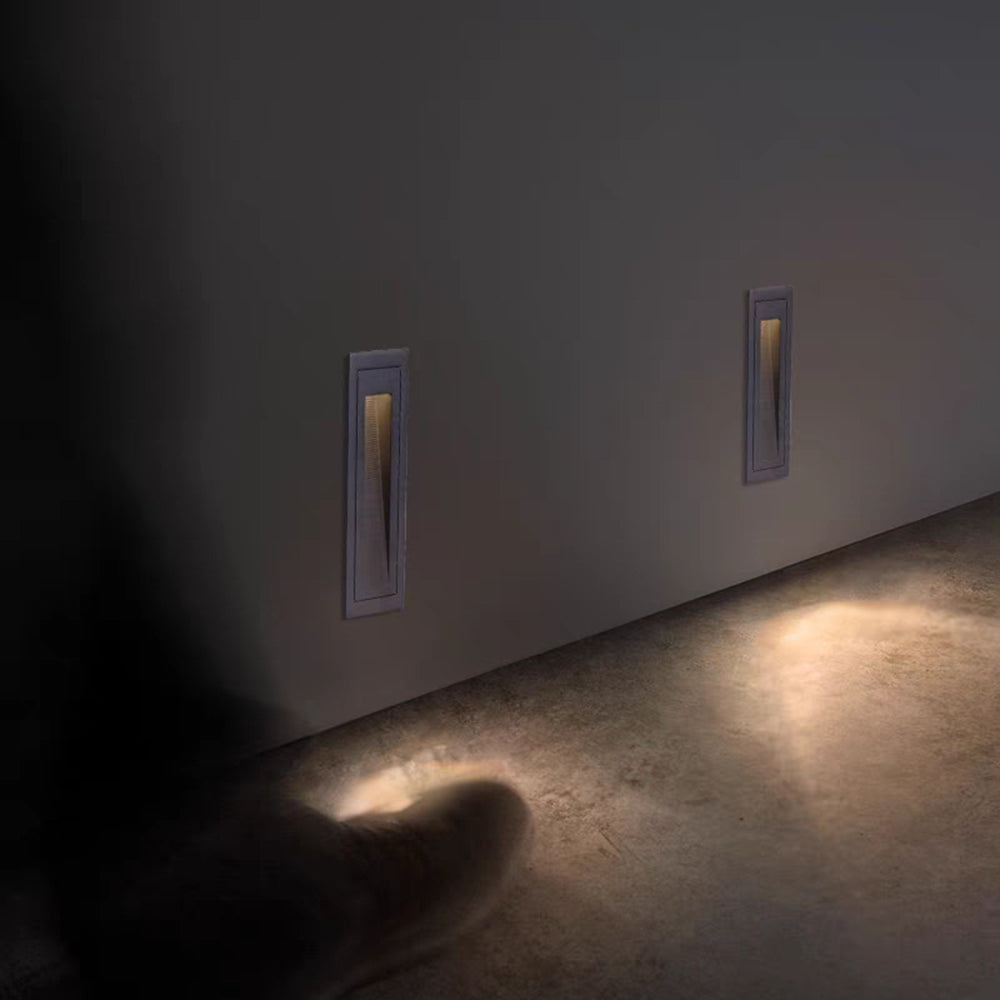 Coveo Outdoor Step Light