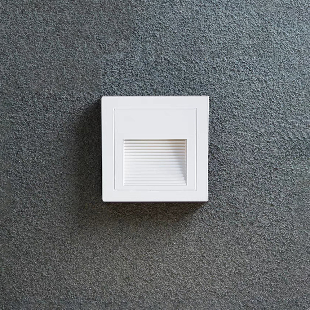Coveo Outdoor Step Light