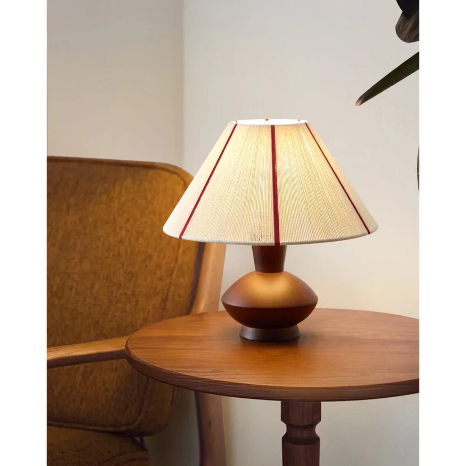 Sendisa Table Lamp