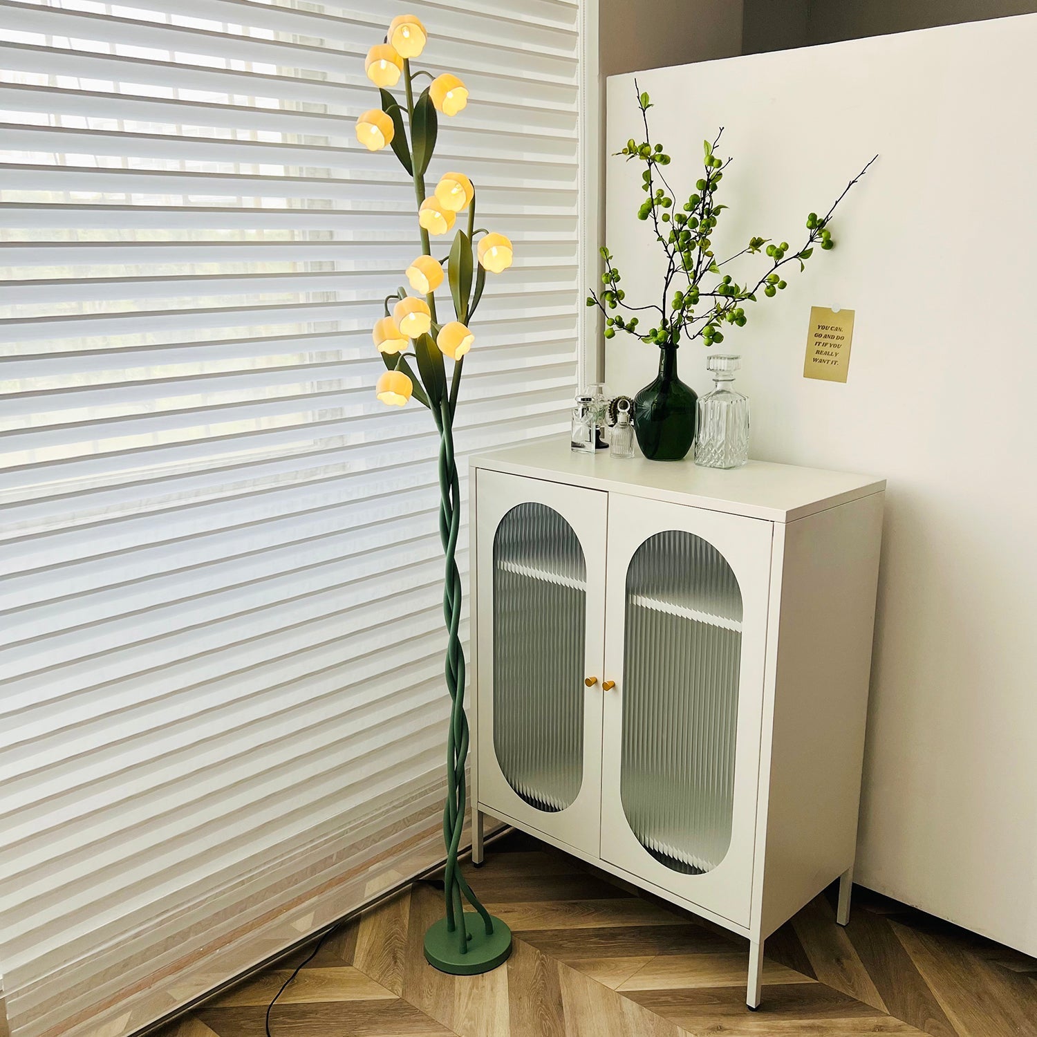 Seyra Flower Floor Lamp