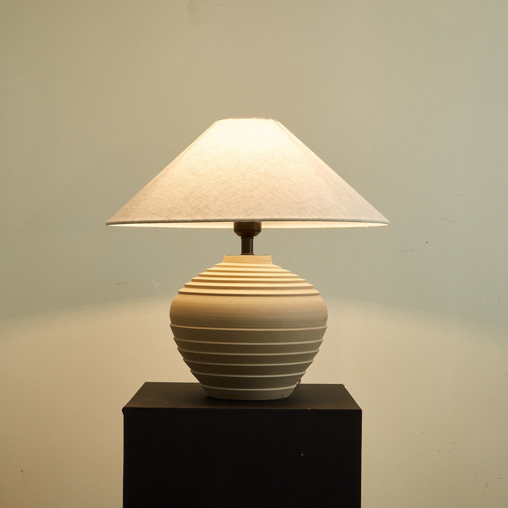 Seloti Table Lamp