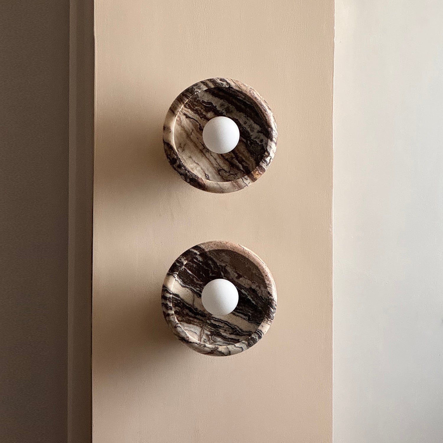 Sylvek Wall Light