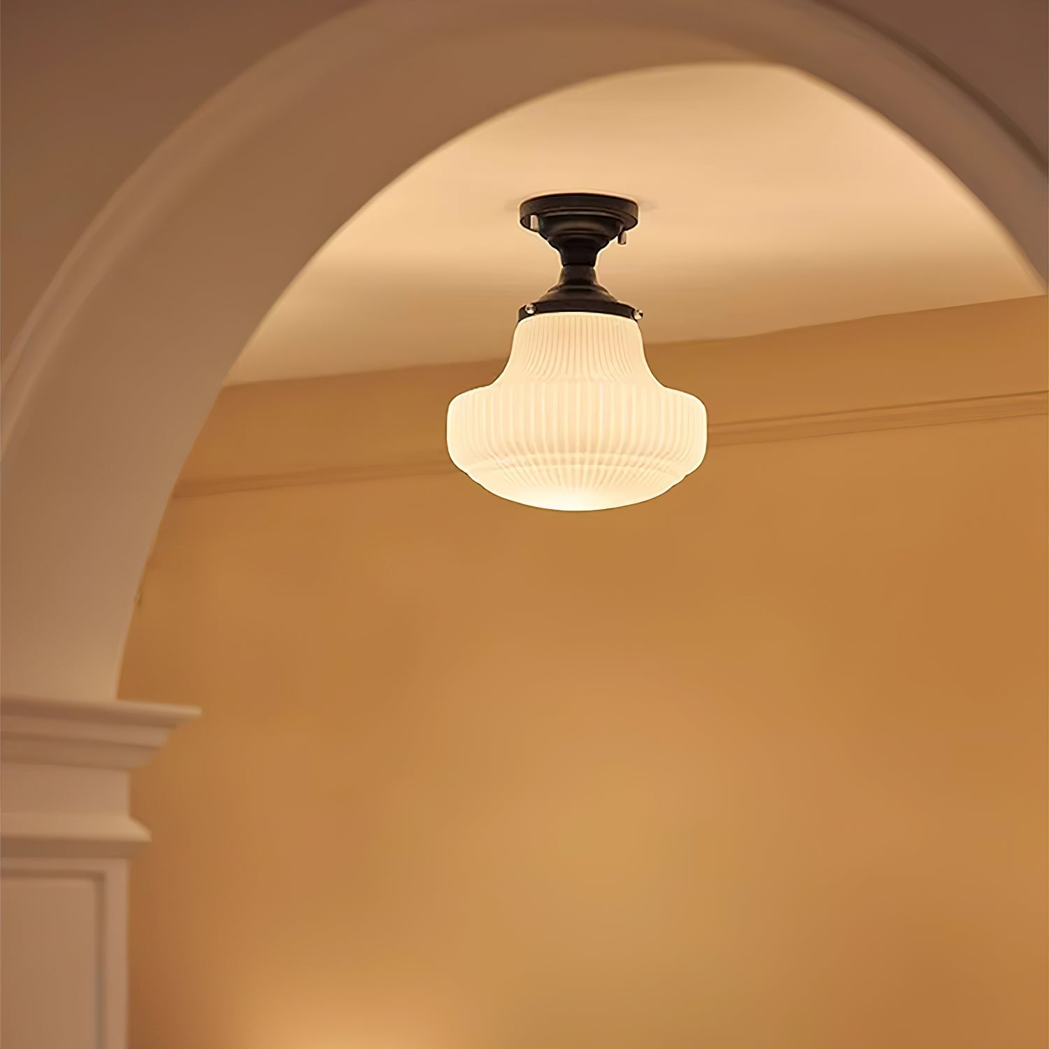 Hemno Ceiling Light