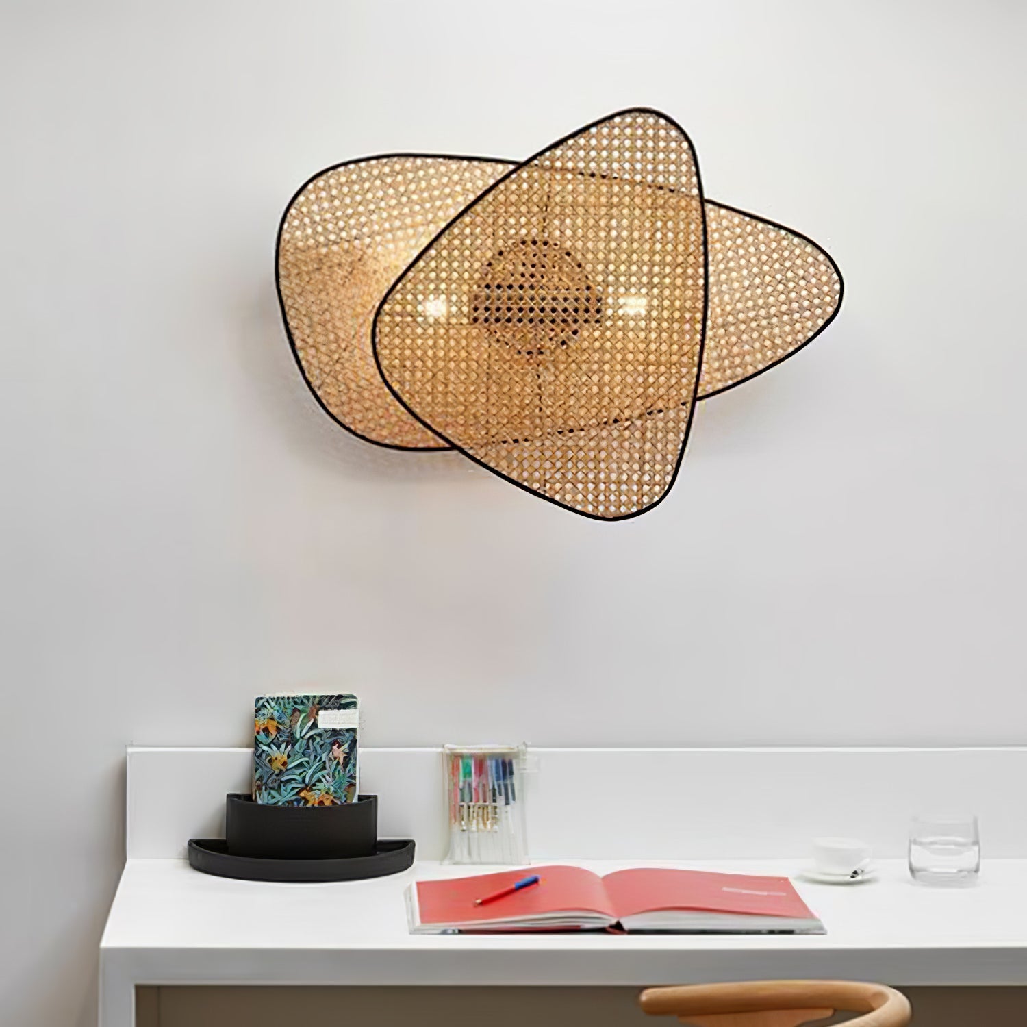 Mavina Wall Light