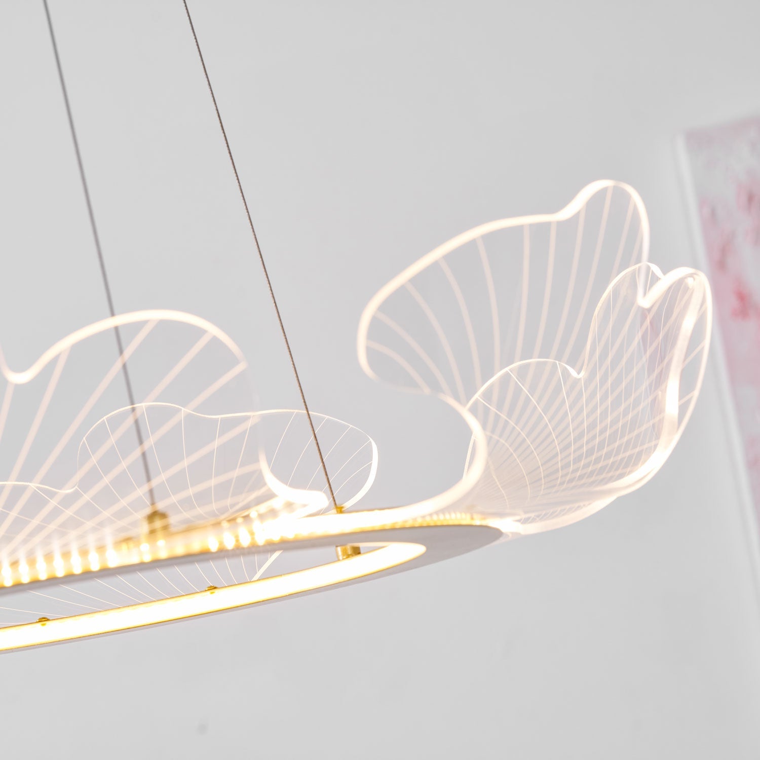 Kelltoney Leaf Chandelier