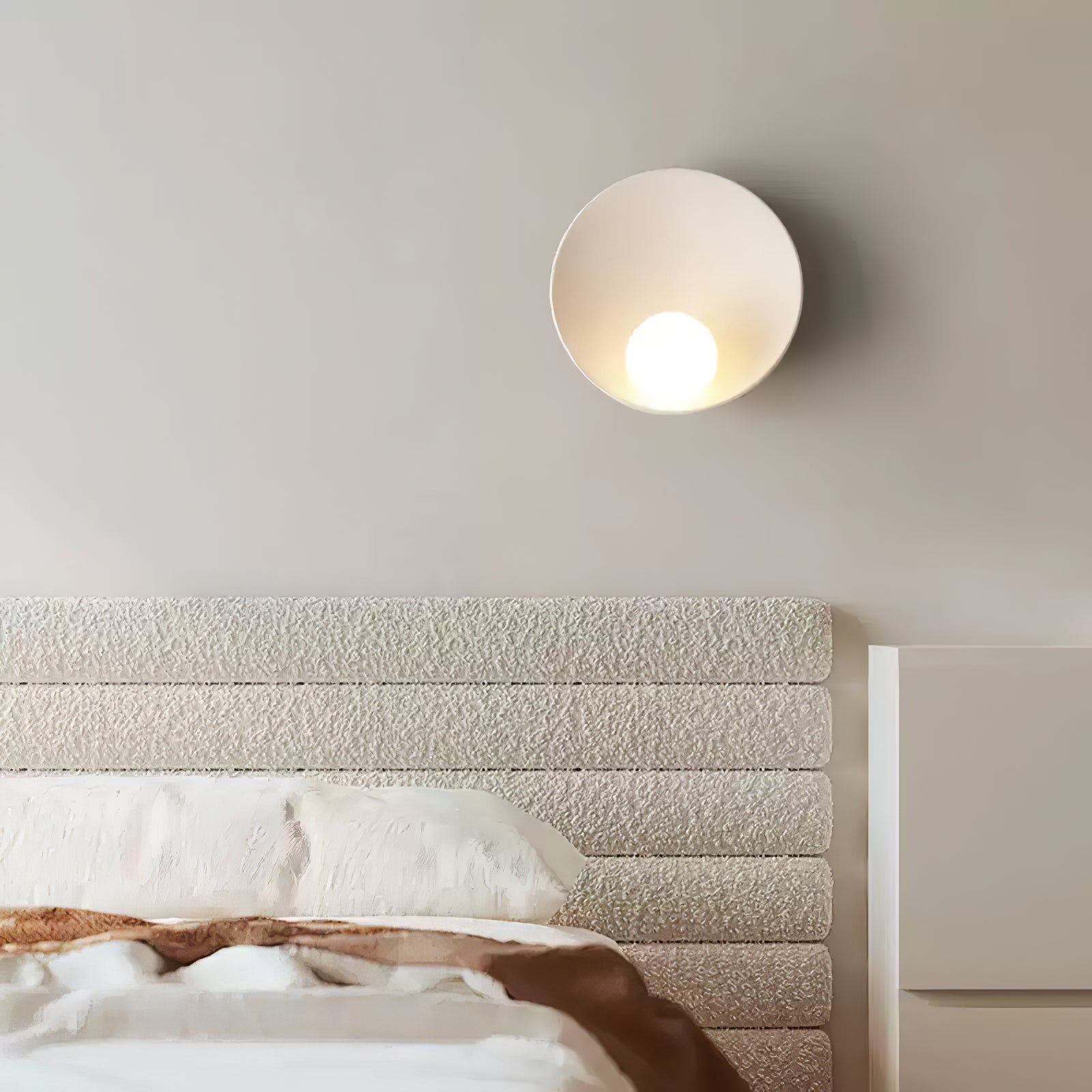 Semos Wall Light