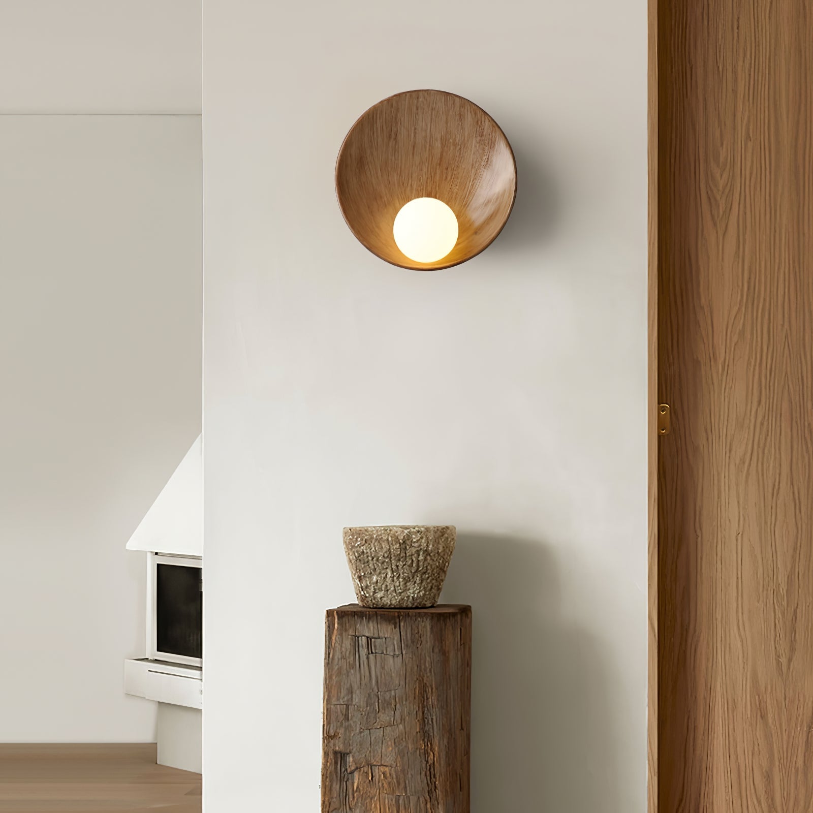 Semos Wall Light