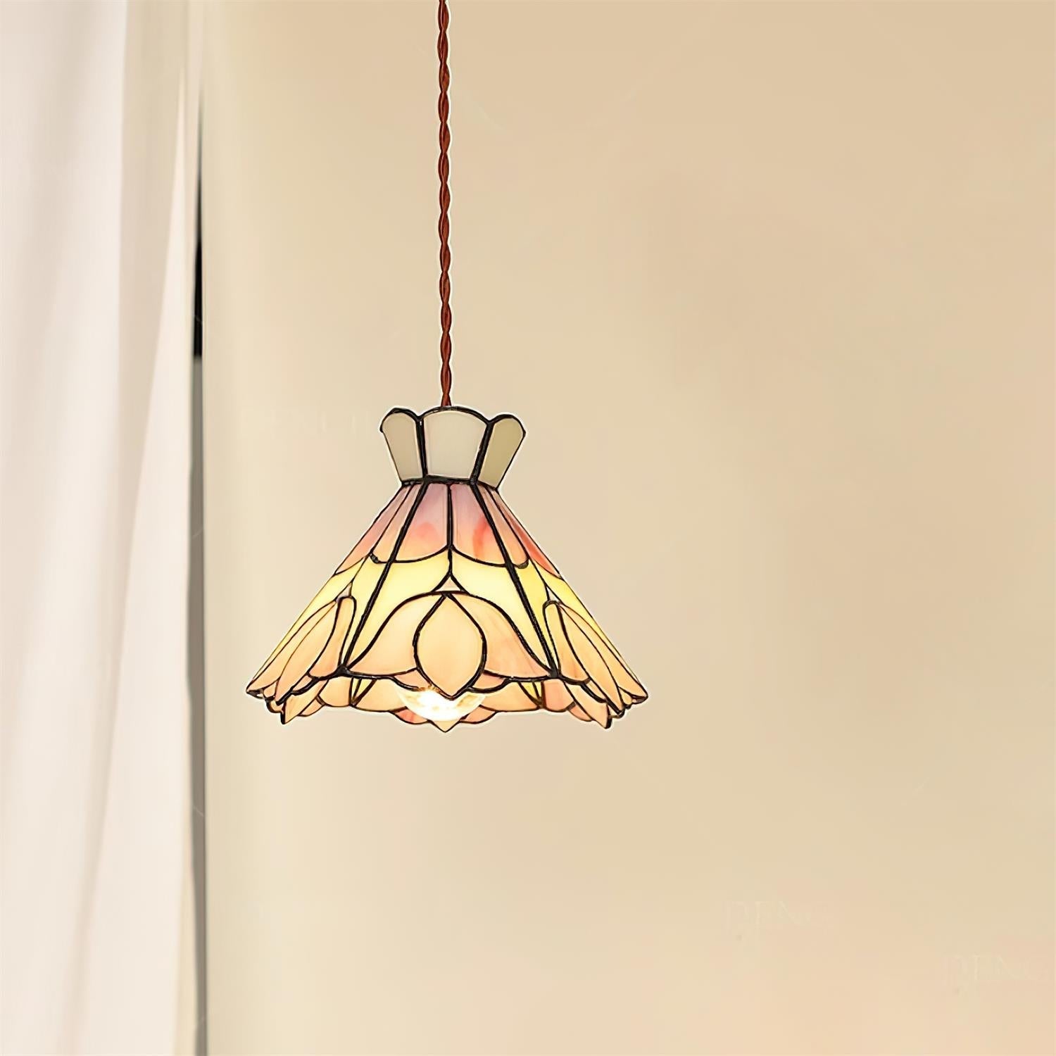 Sadena Tiffany Pendant Light