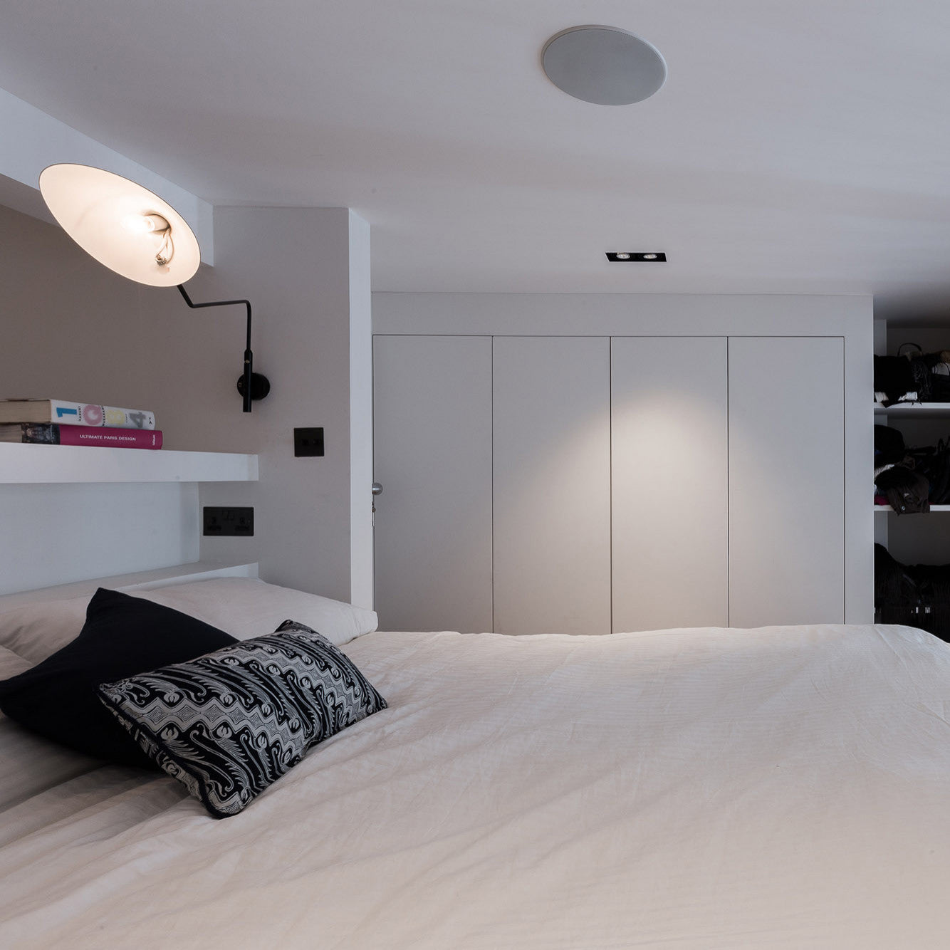 Rowdaleen Wall Light