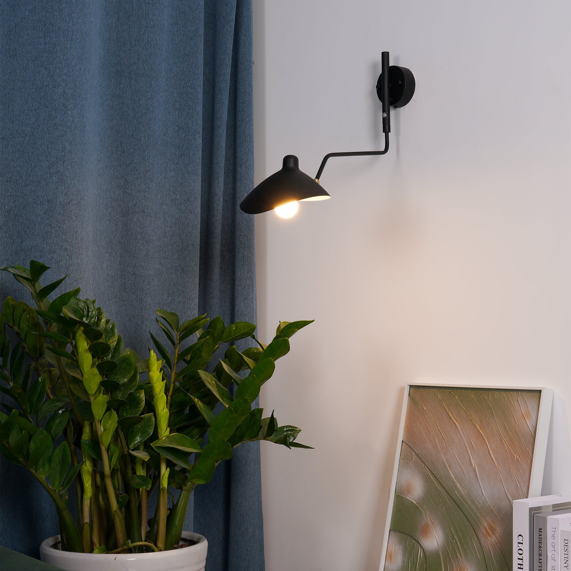 Rowdaleen Wall Light