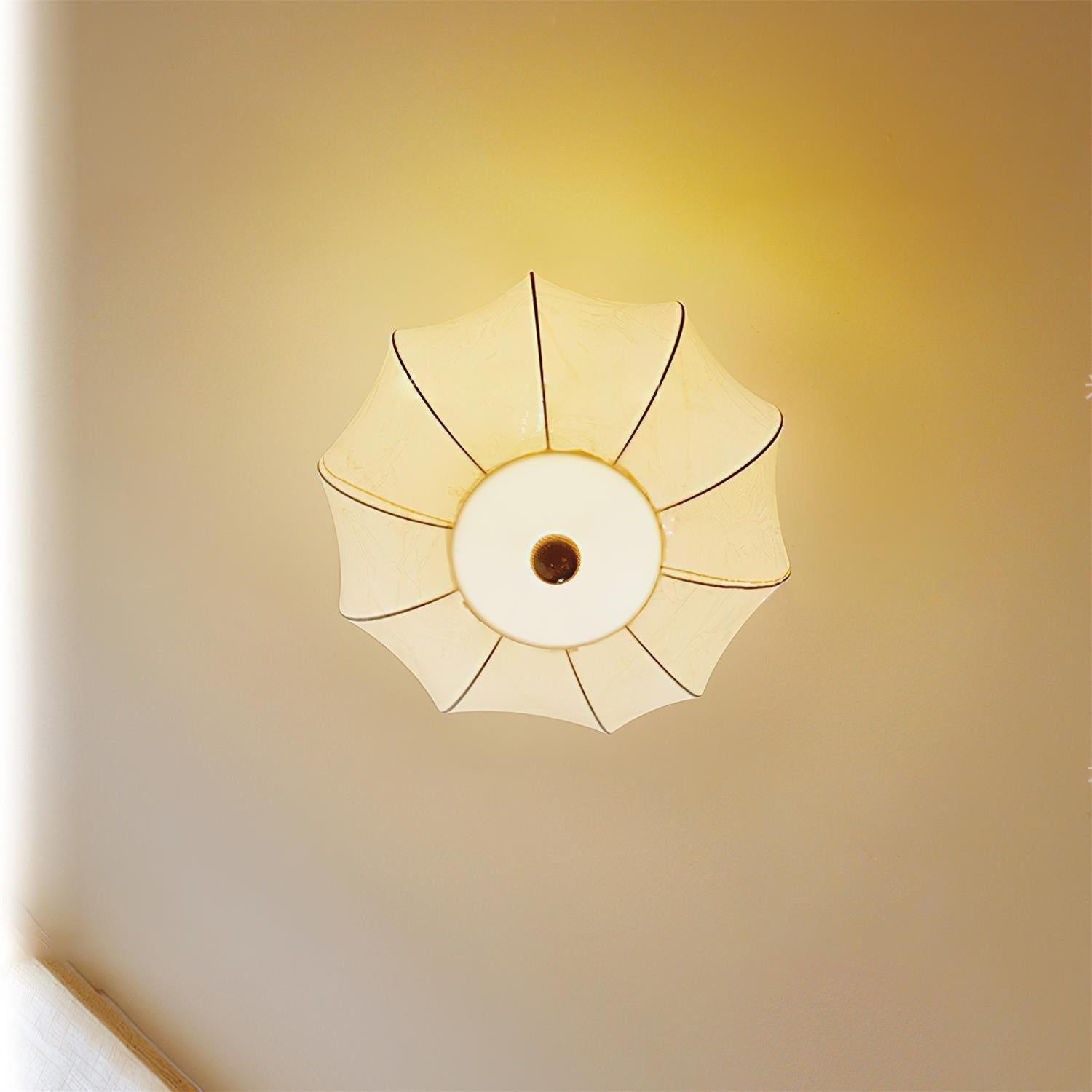 Serica Ceiling Light