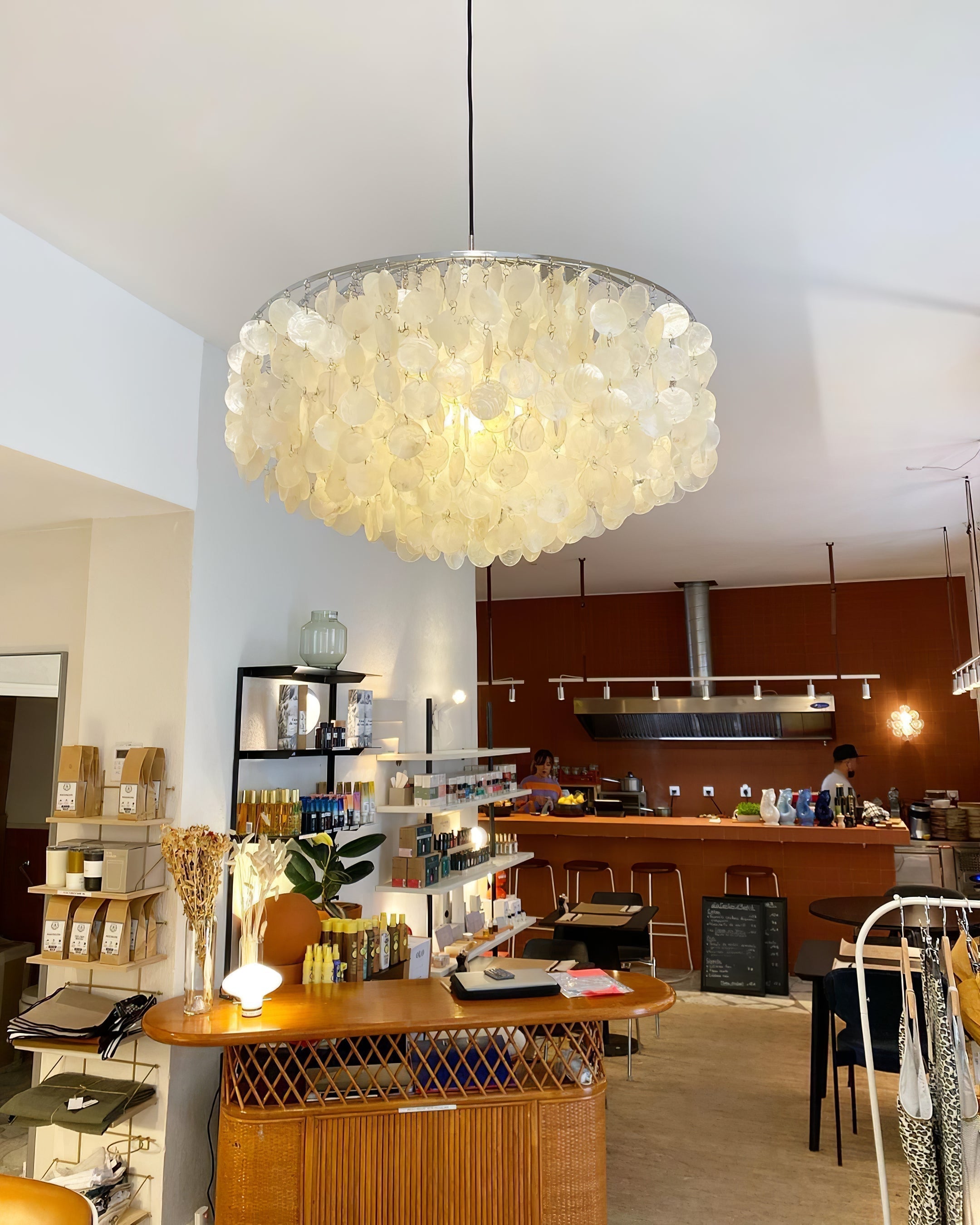 Qanserrino Chandelier