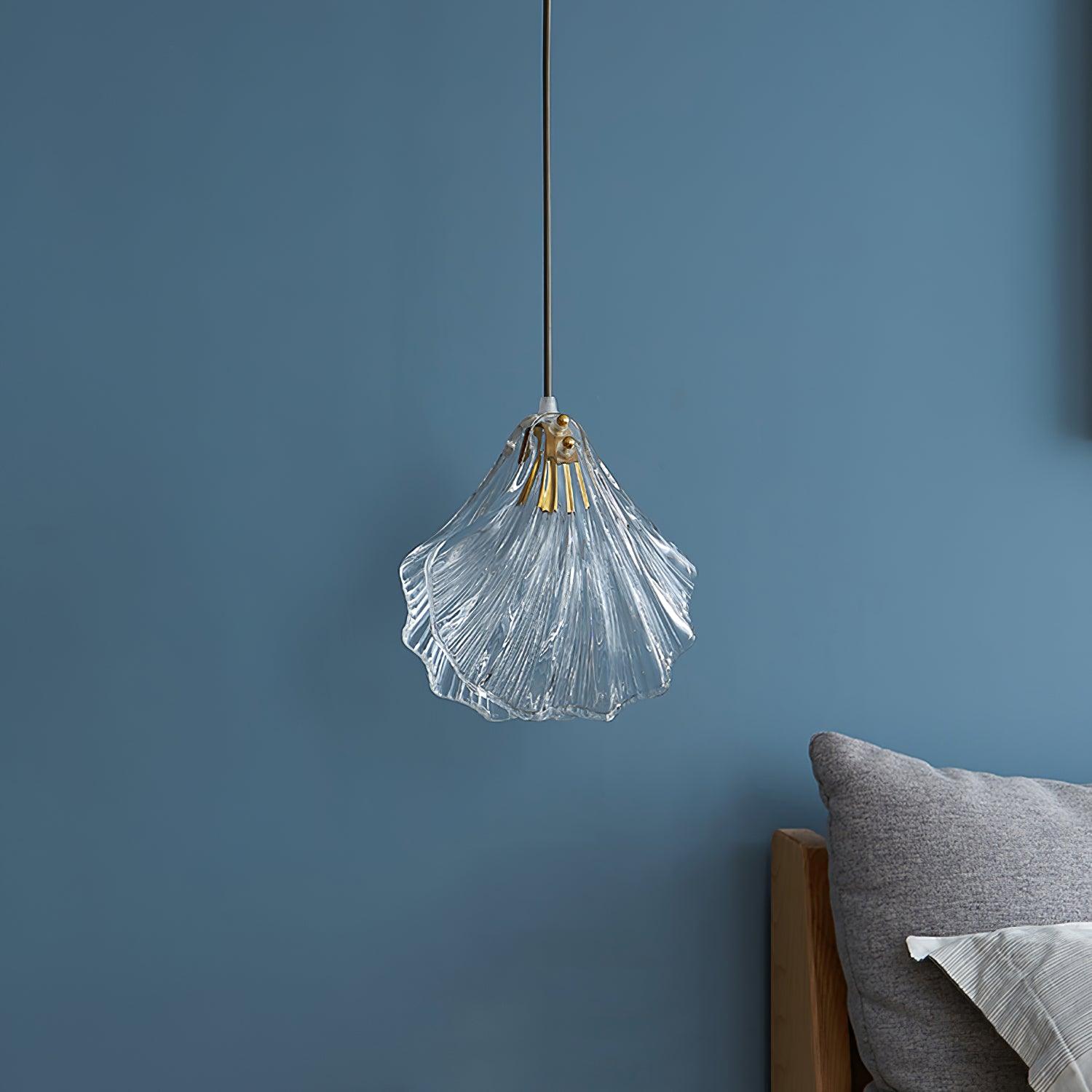 Nalina Shell-Shaped Pendant Light