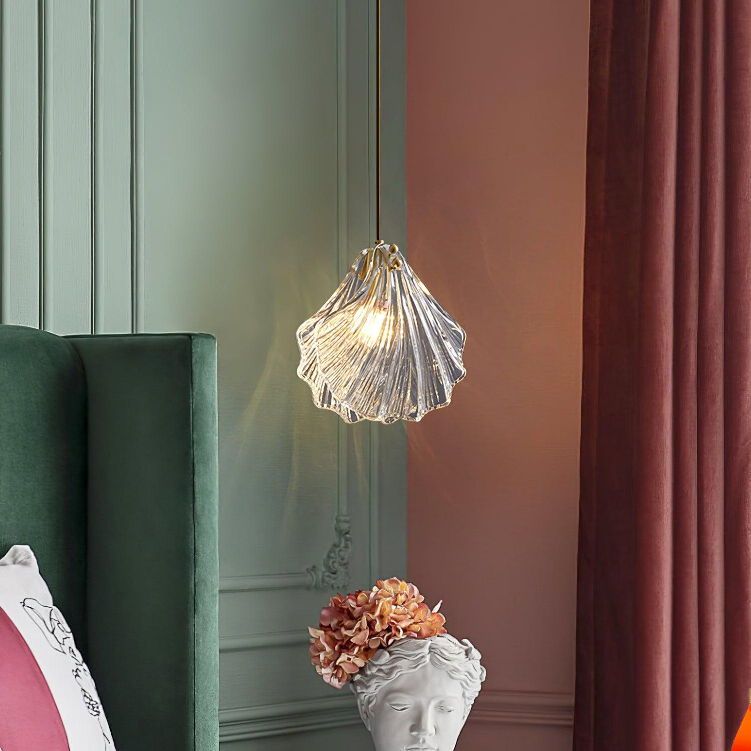 Nalina Shell-Shaped Pendant Light
