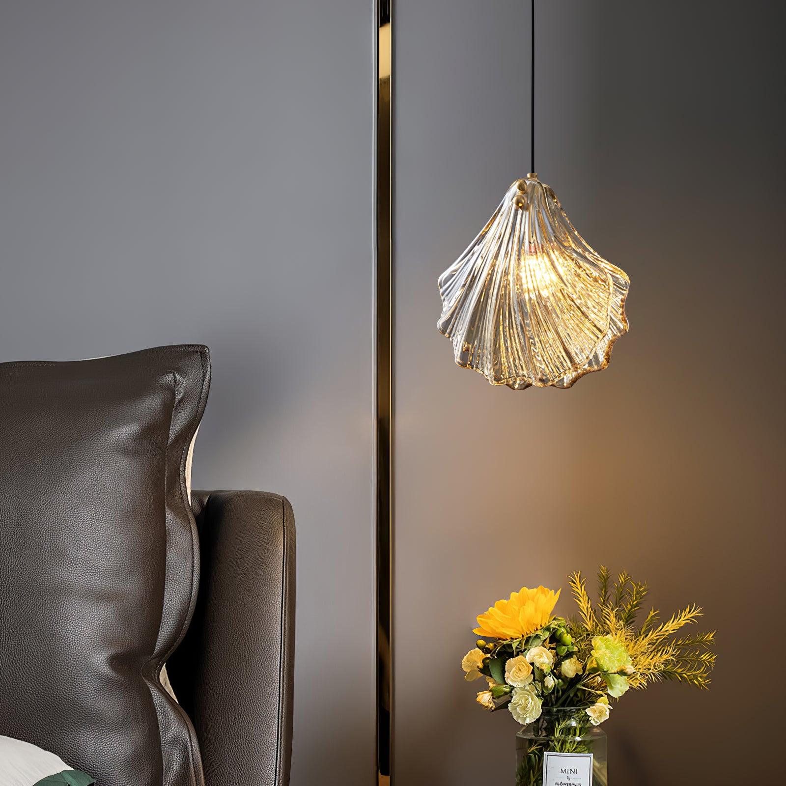 Nalina Shell-Shaped Pendant Light