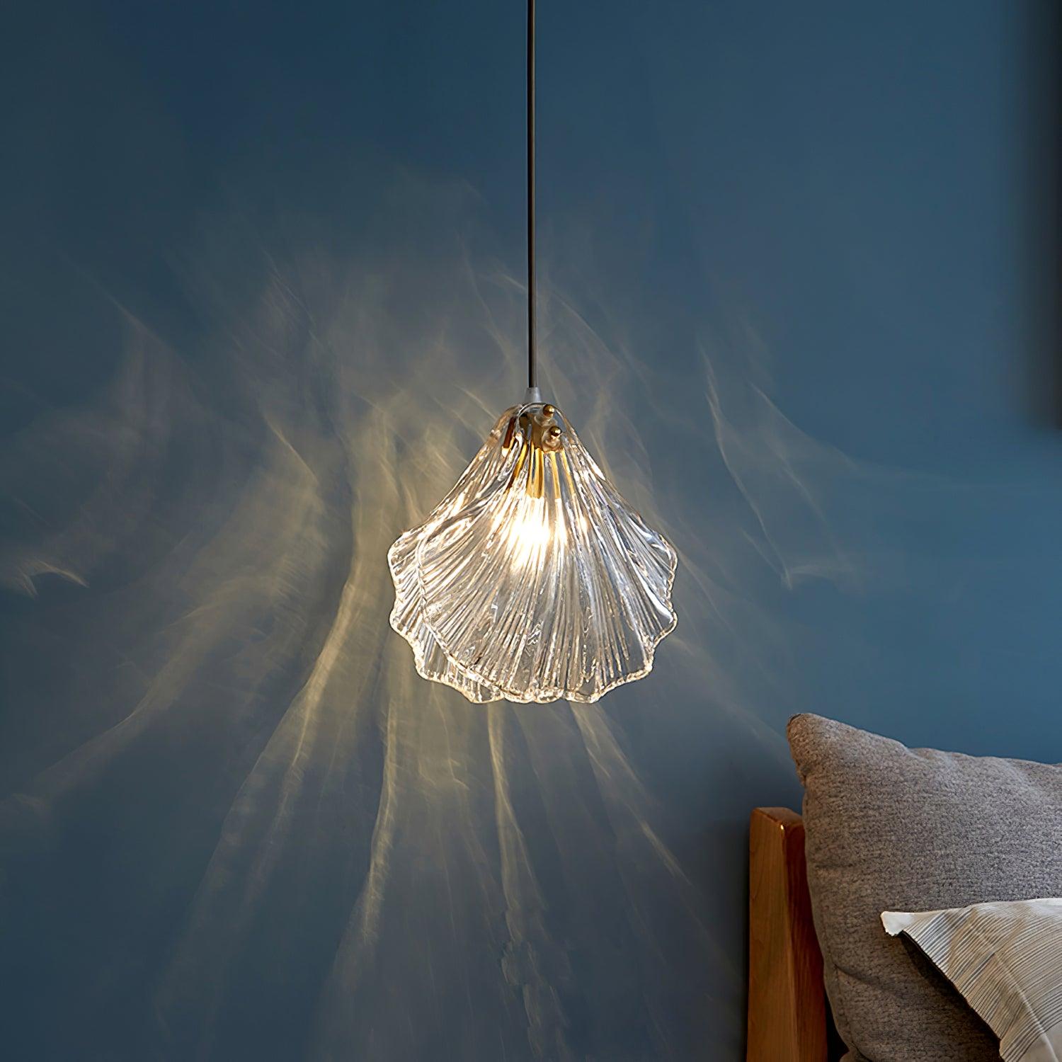 Nalina Shell-Shaped Pendant Light