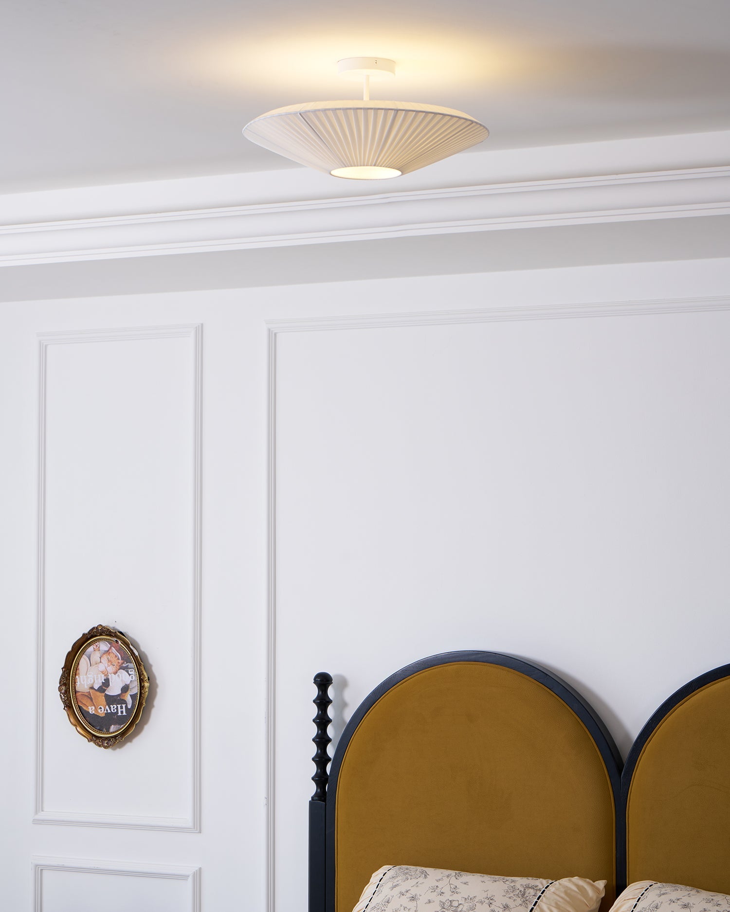Quini Layered Ceiling Light