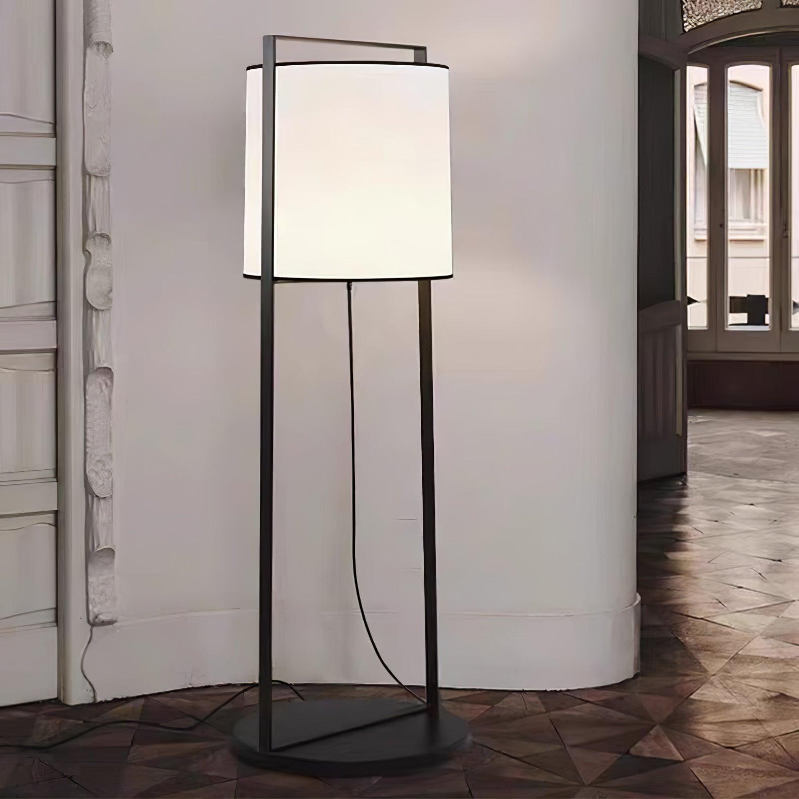 Soamev Floor Lamp