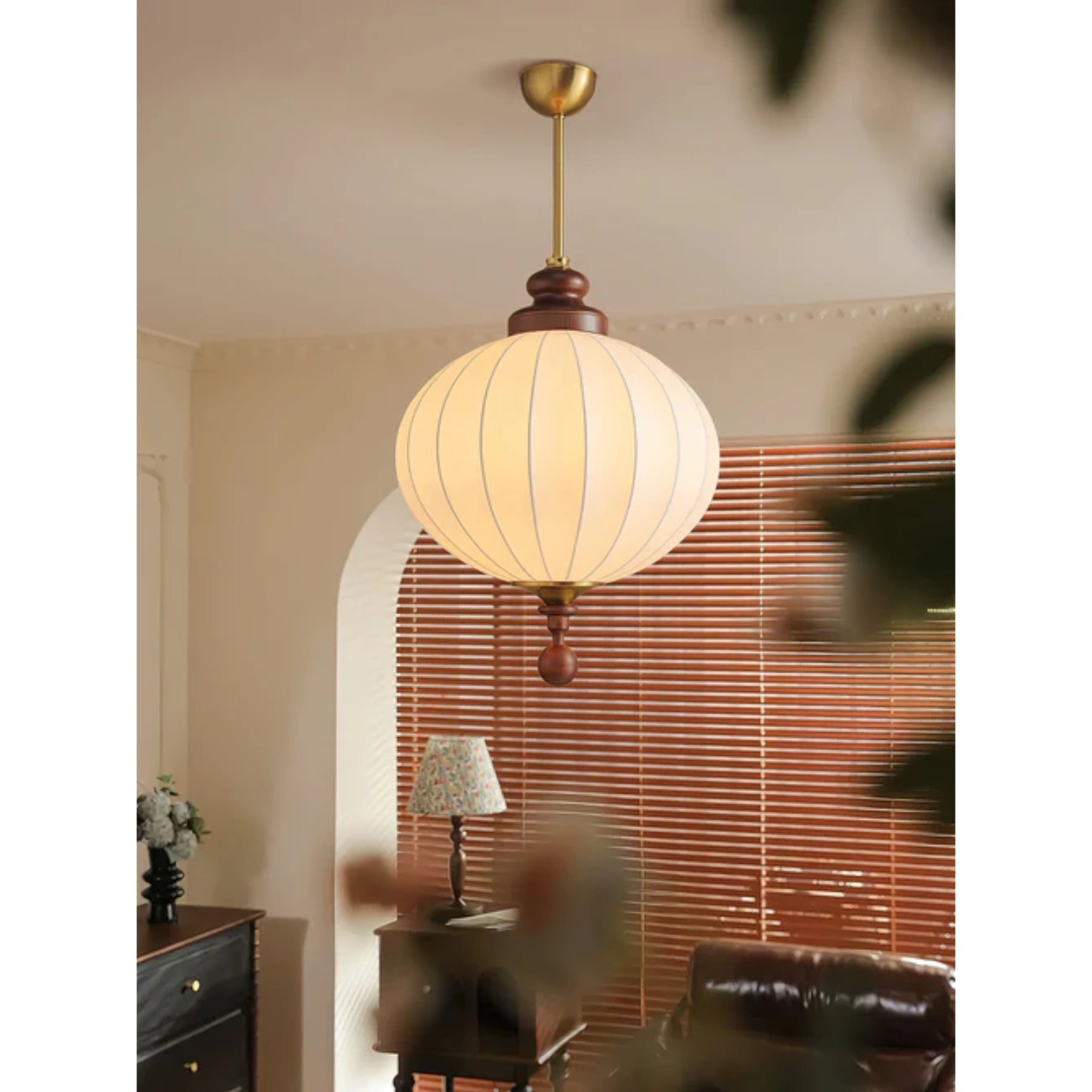 Miscane Pendant Light