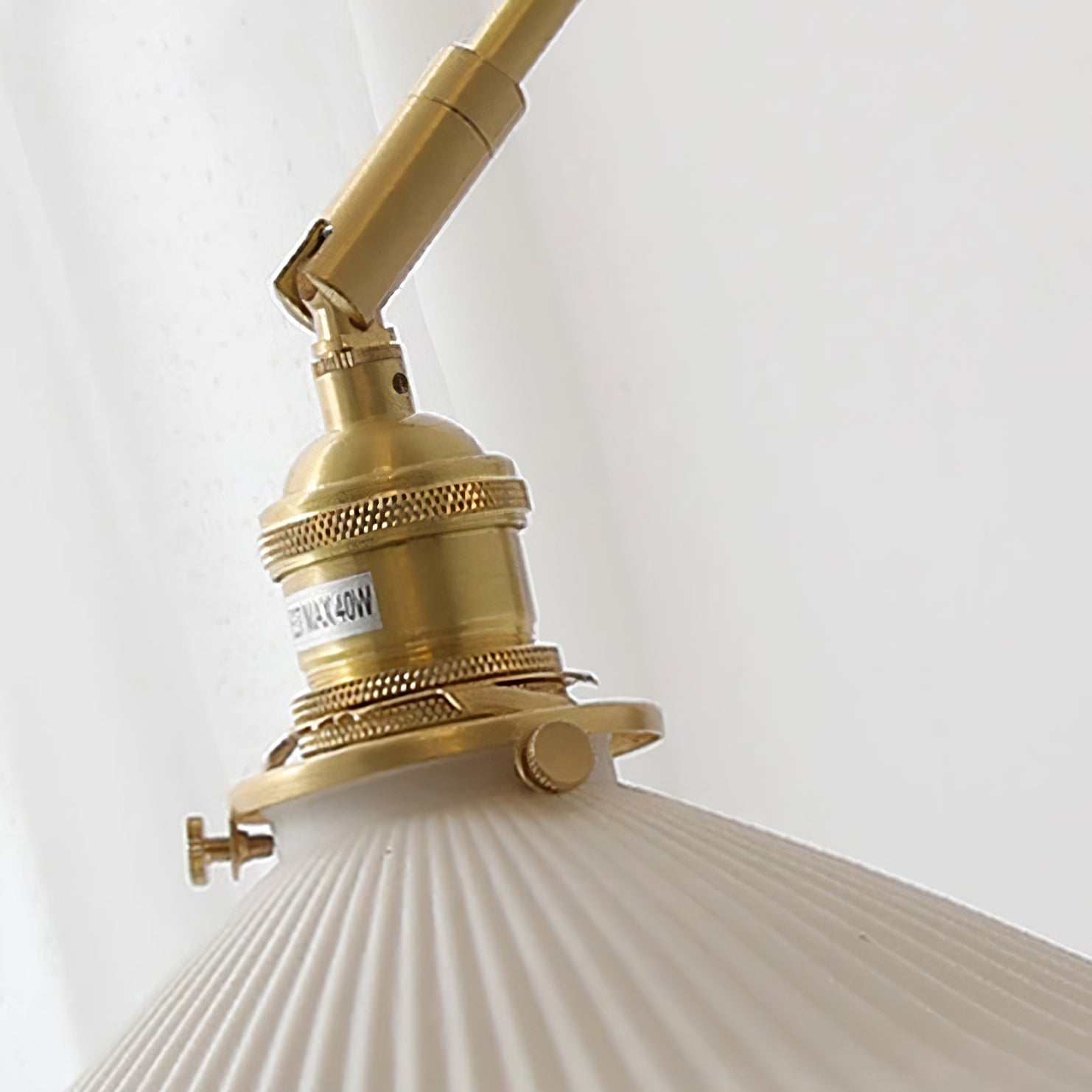 Etravio Wall Light