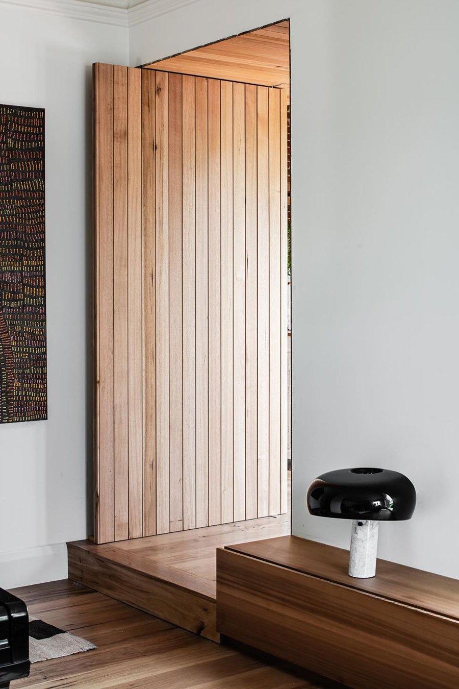 Zellar Table Lamp