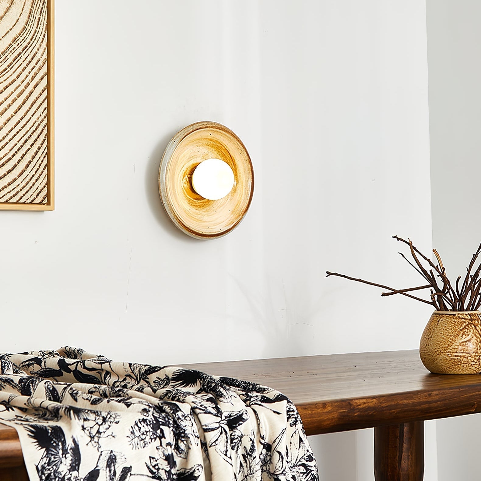 Swinsca Wall Light